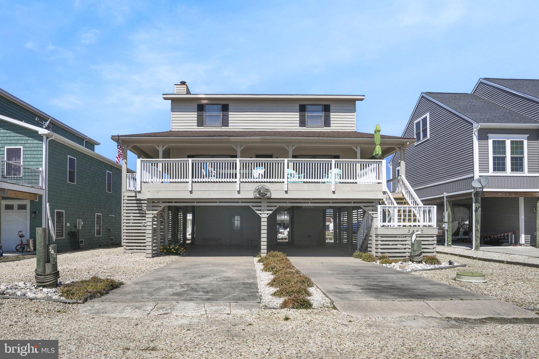 CAPTAIN'S COVE - Residential