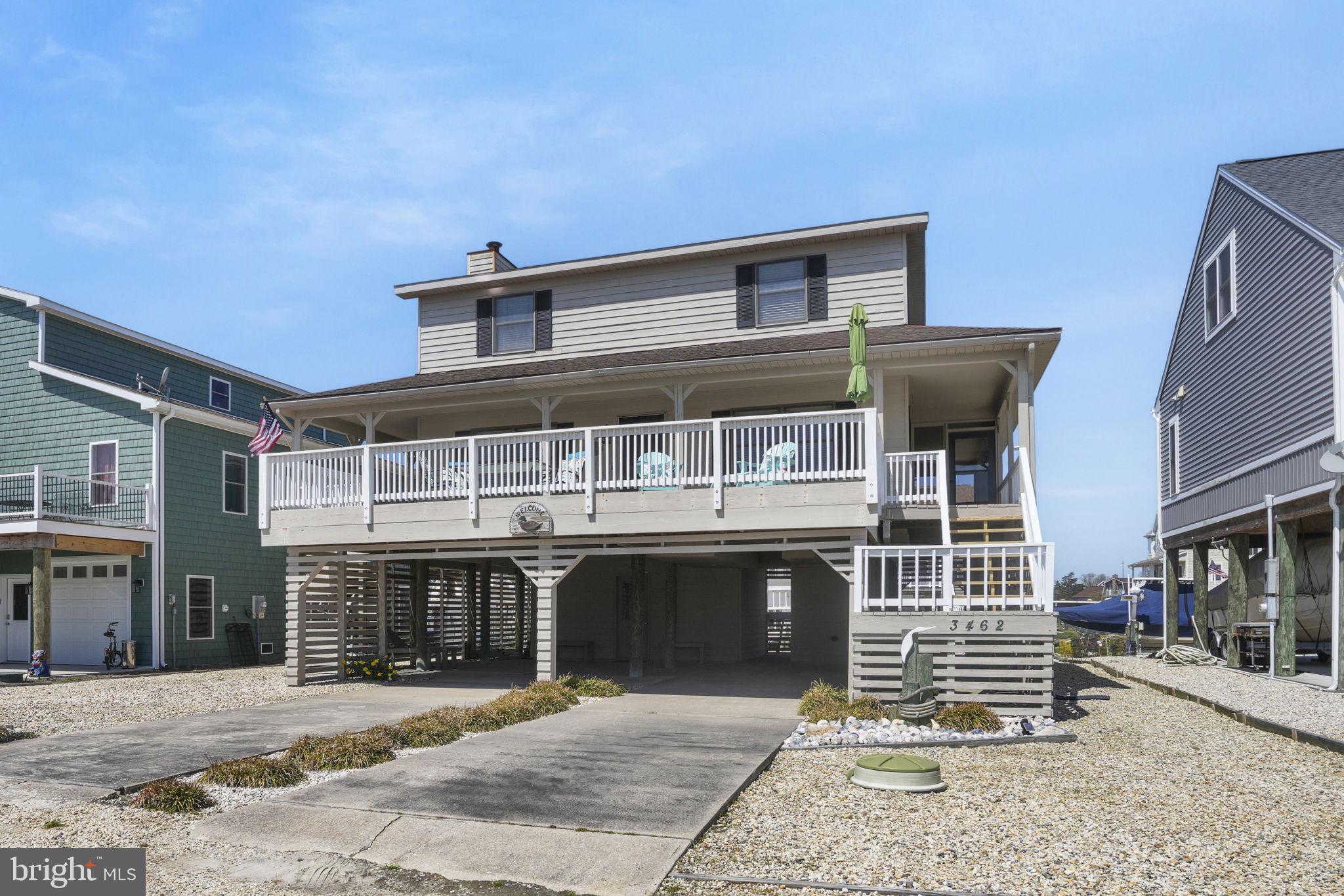 CAPTAIN'S COVE - Residential