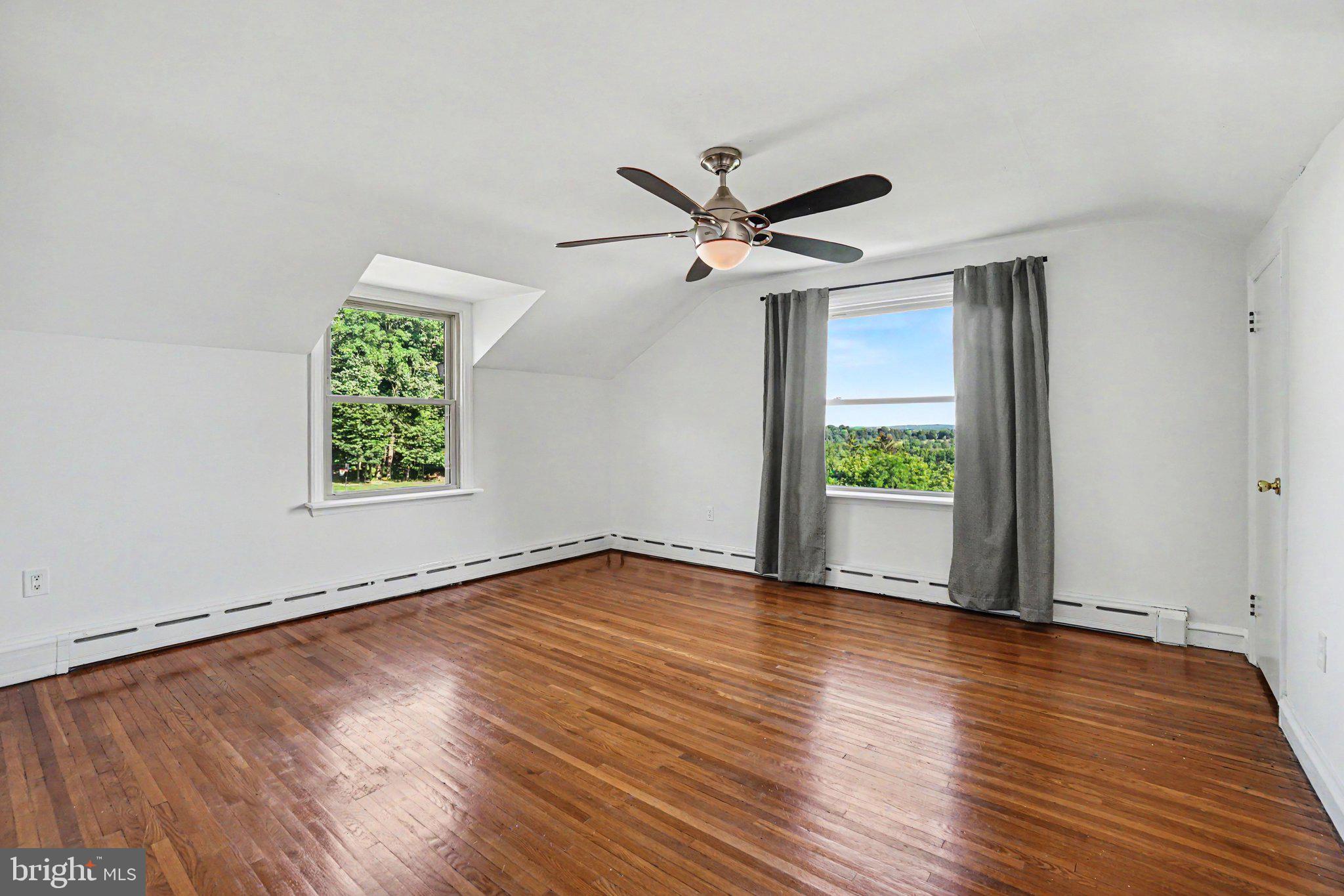 BLOSSOM HILL - Residential