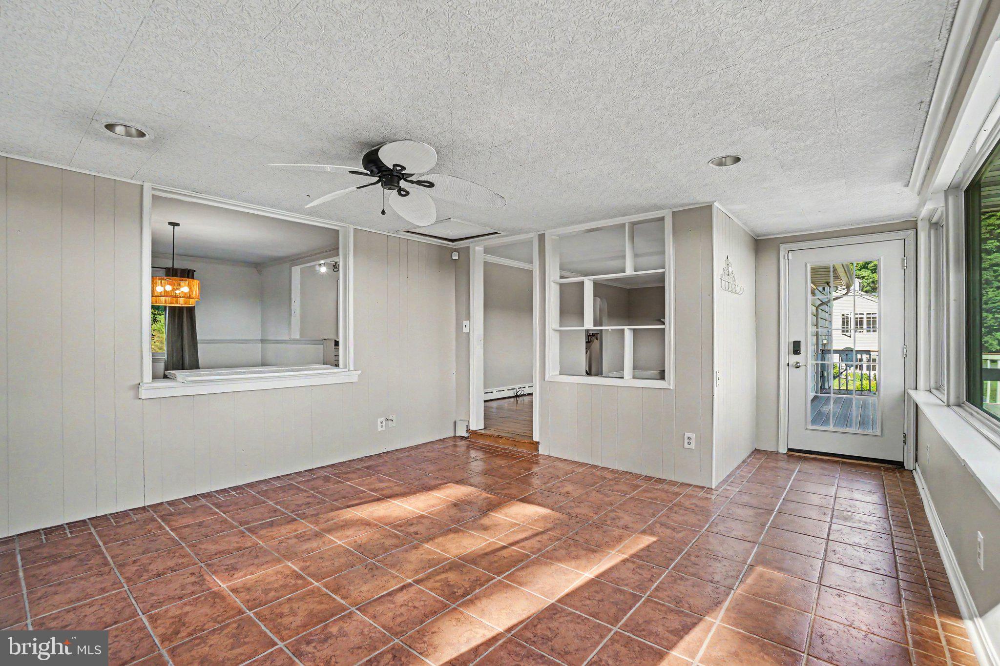 BLOSSOM HILL - Residential
