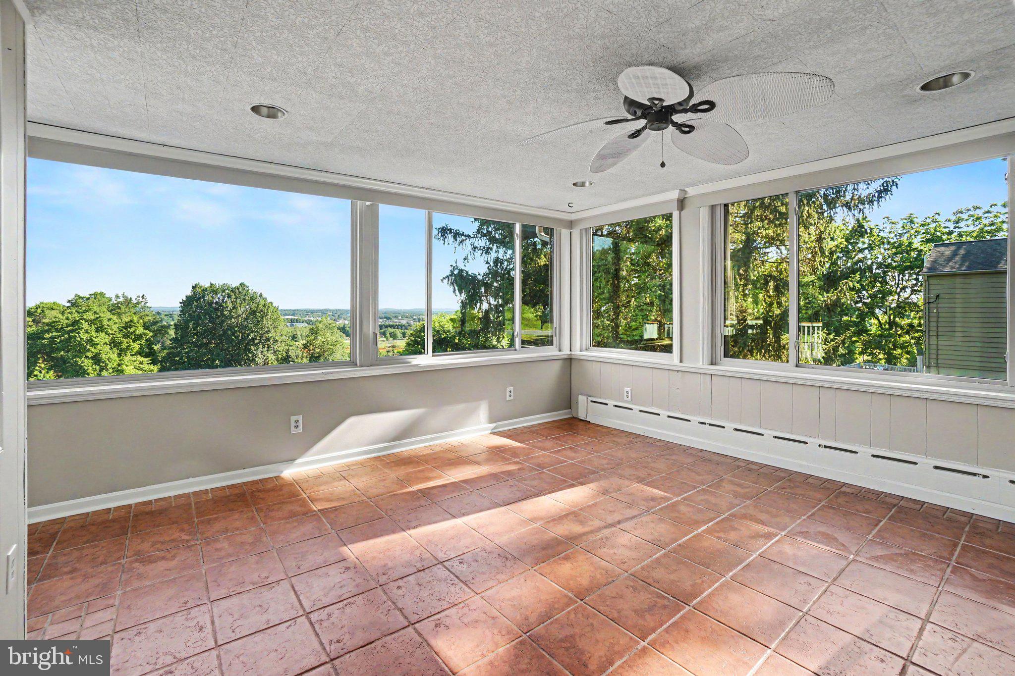 BLOSSOM HILL - Residential