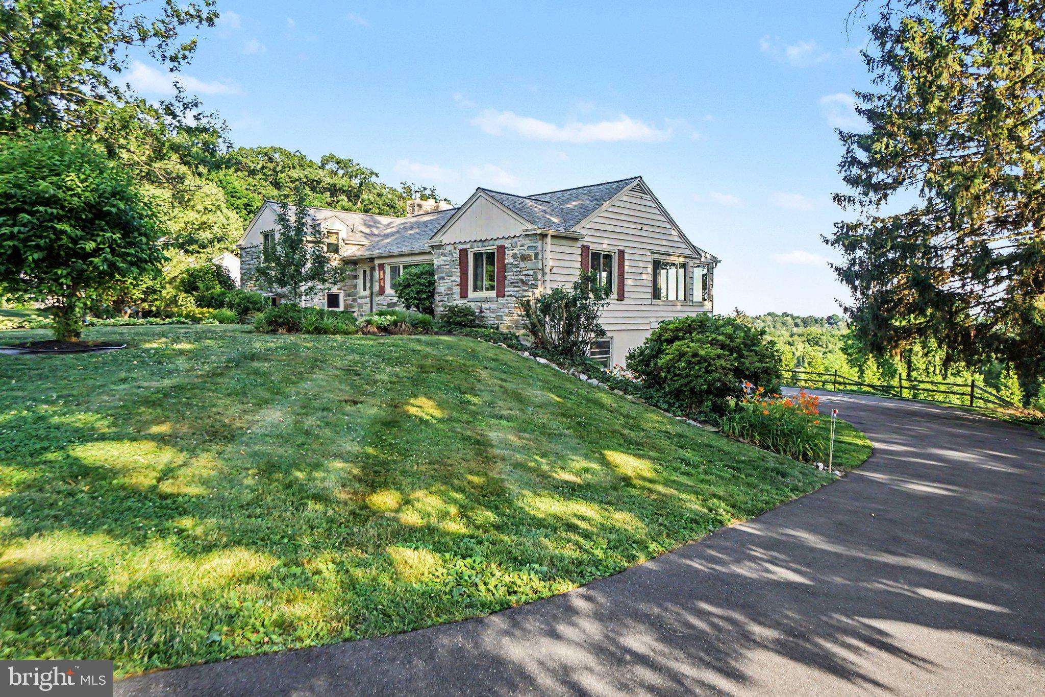 BLOSSOM HILL - Residential