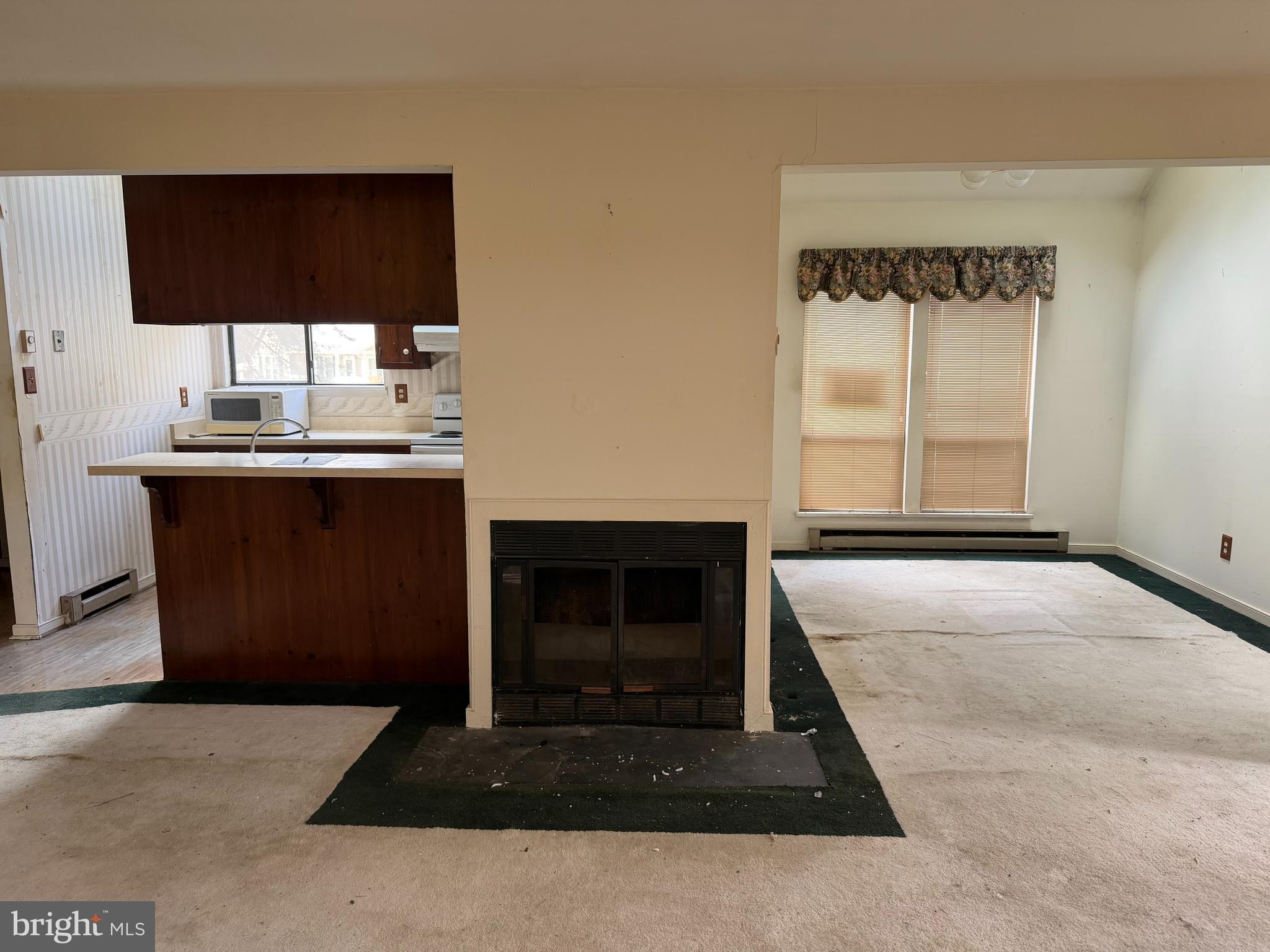 CLARENDON - Residential