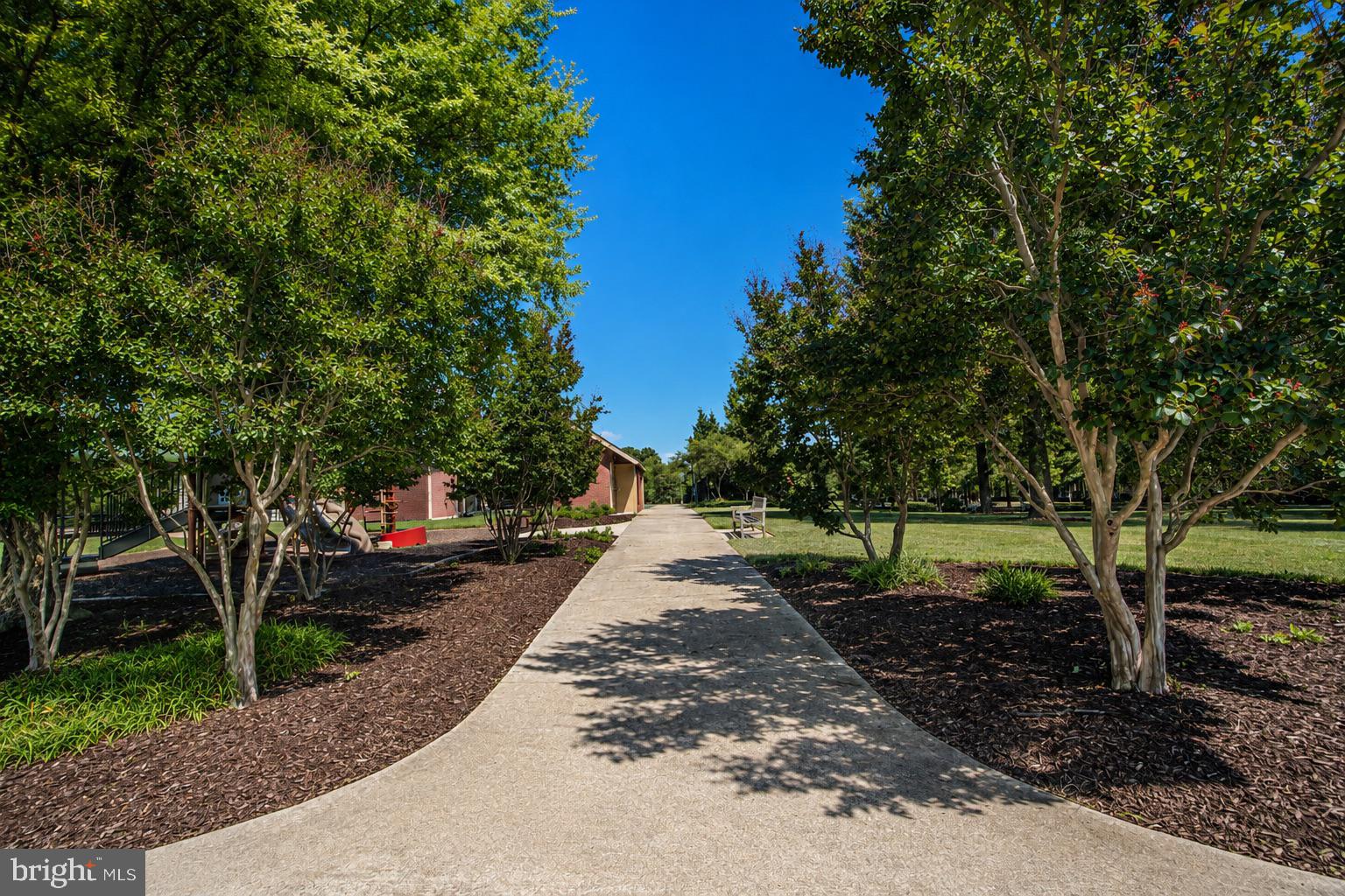 KING FARM WATKINS POND - Residential