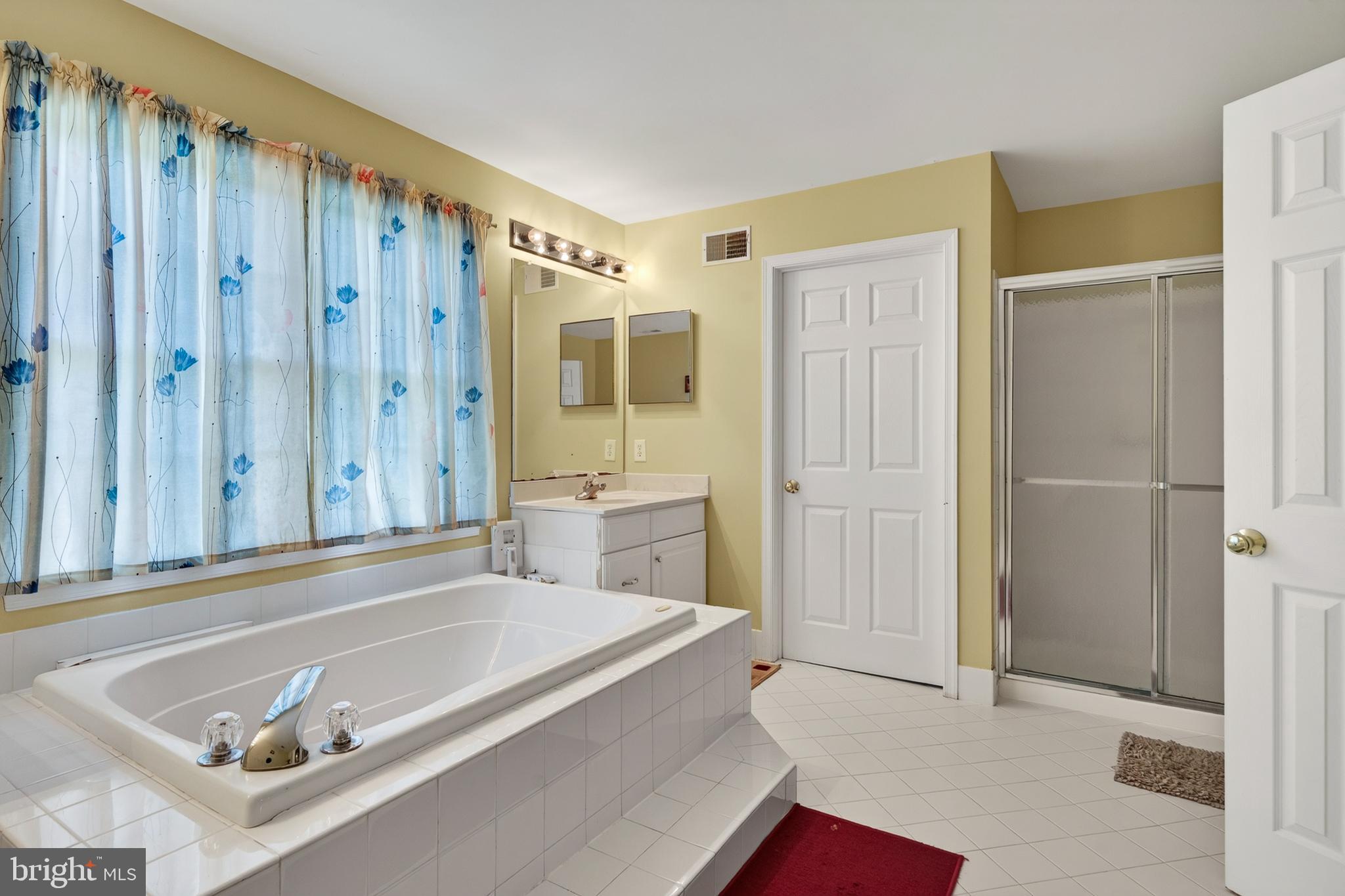 RESERVE AT EAGLE - Residential