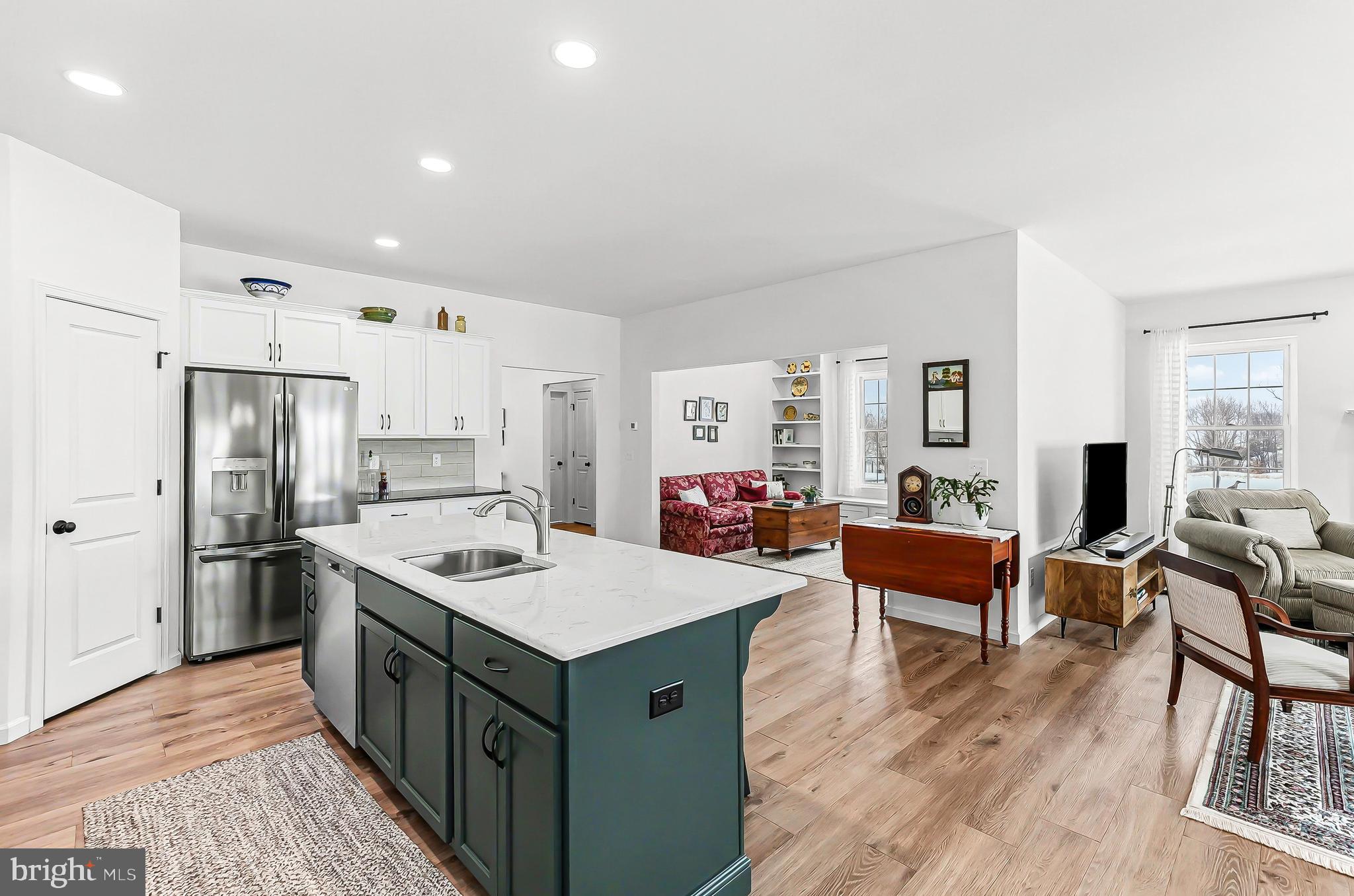 ENCLAVE AT WYNCOTE - Residential