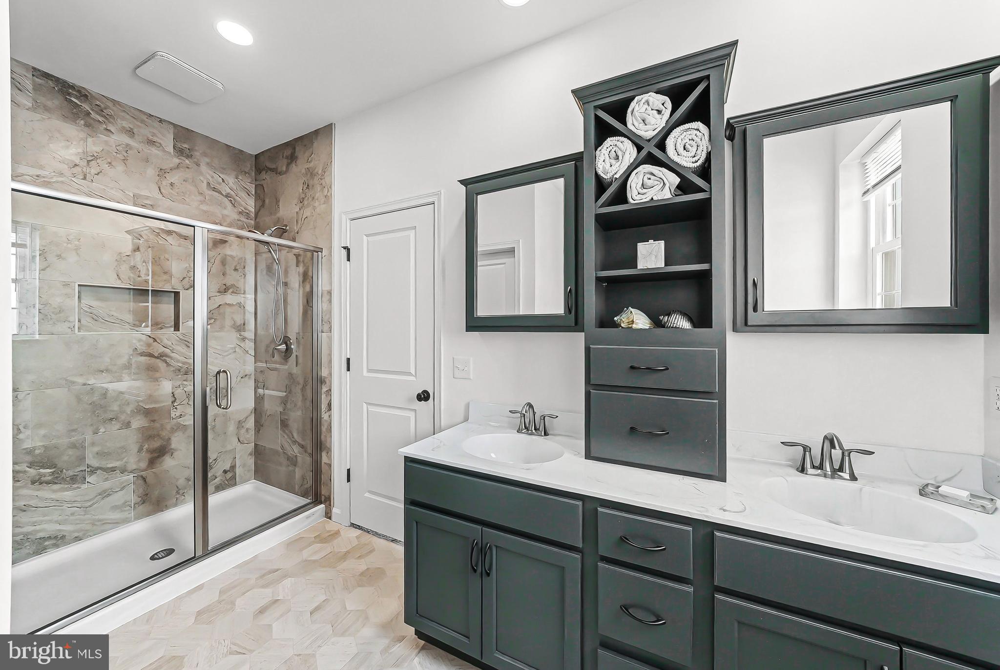 ENCLAVE AT WYNCOTE - Residential