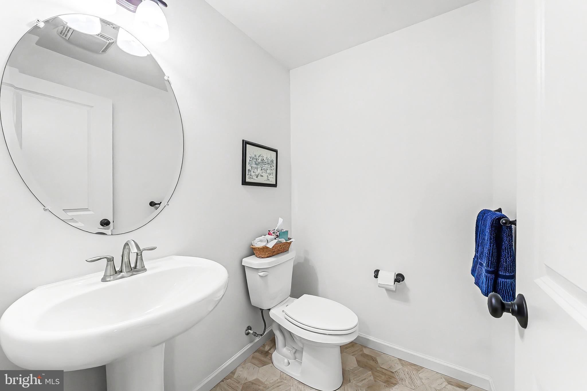 ENCLAVE AT WYNCOTE - Residential