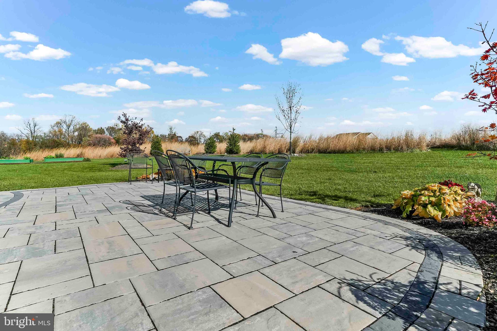 ENCLAVE AT WYNCOTE - Residential