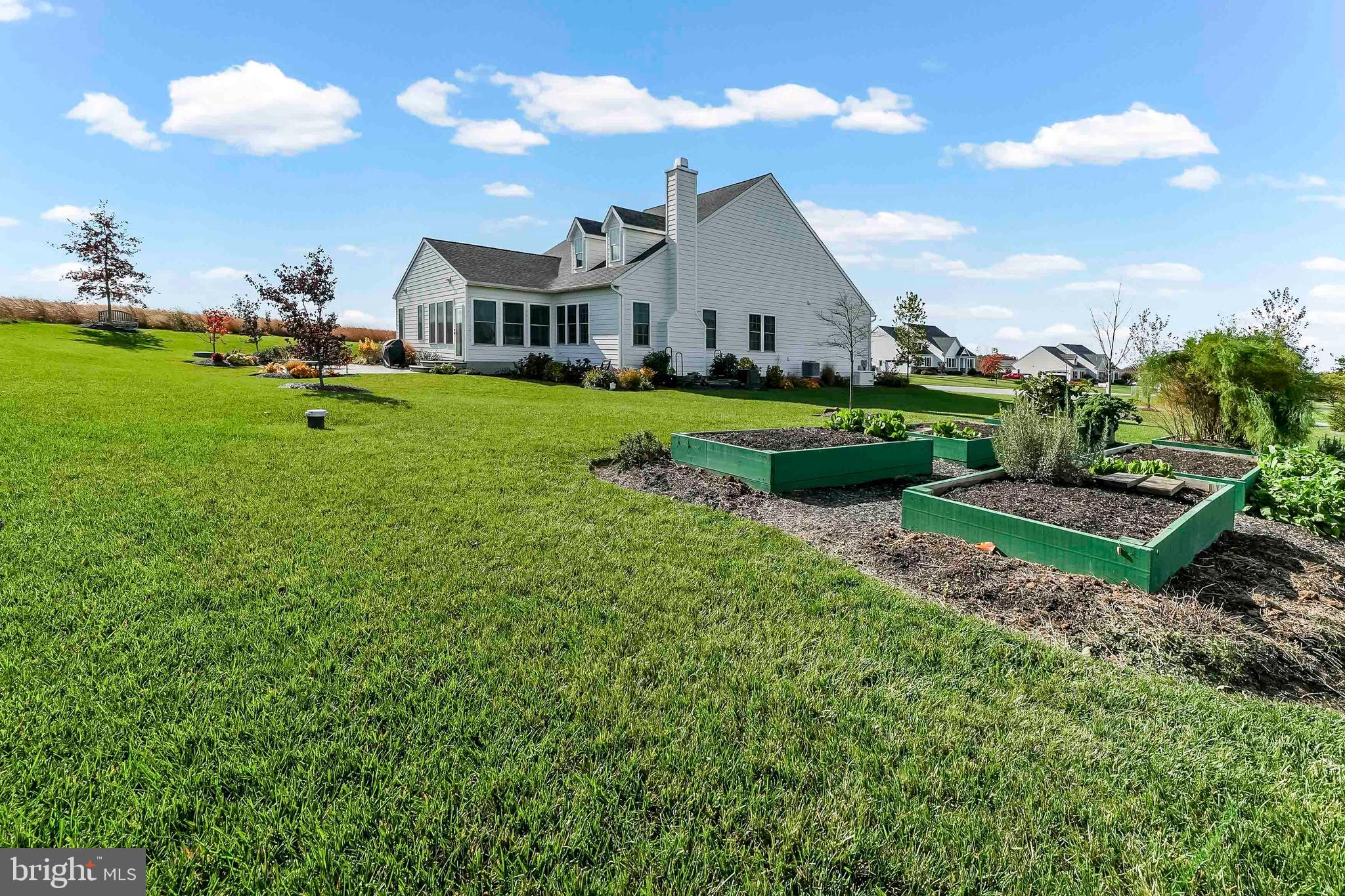 ENCLAVE AT WYNCOTE - Residential