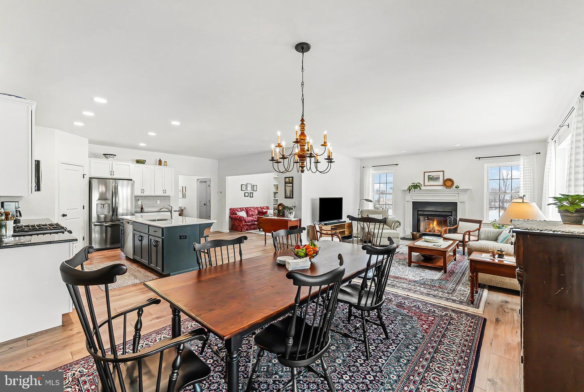 ENCLAVE AT WYNCOTE - Residential