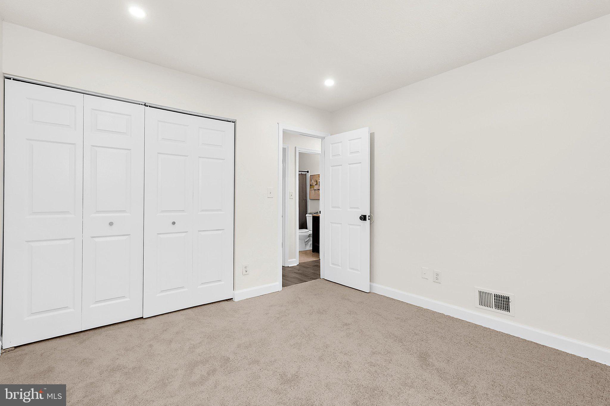 WETHERSFIELD - Residential