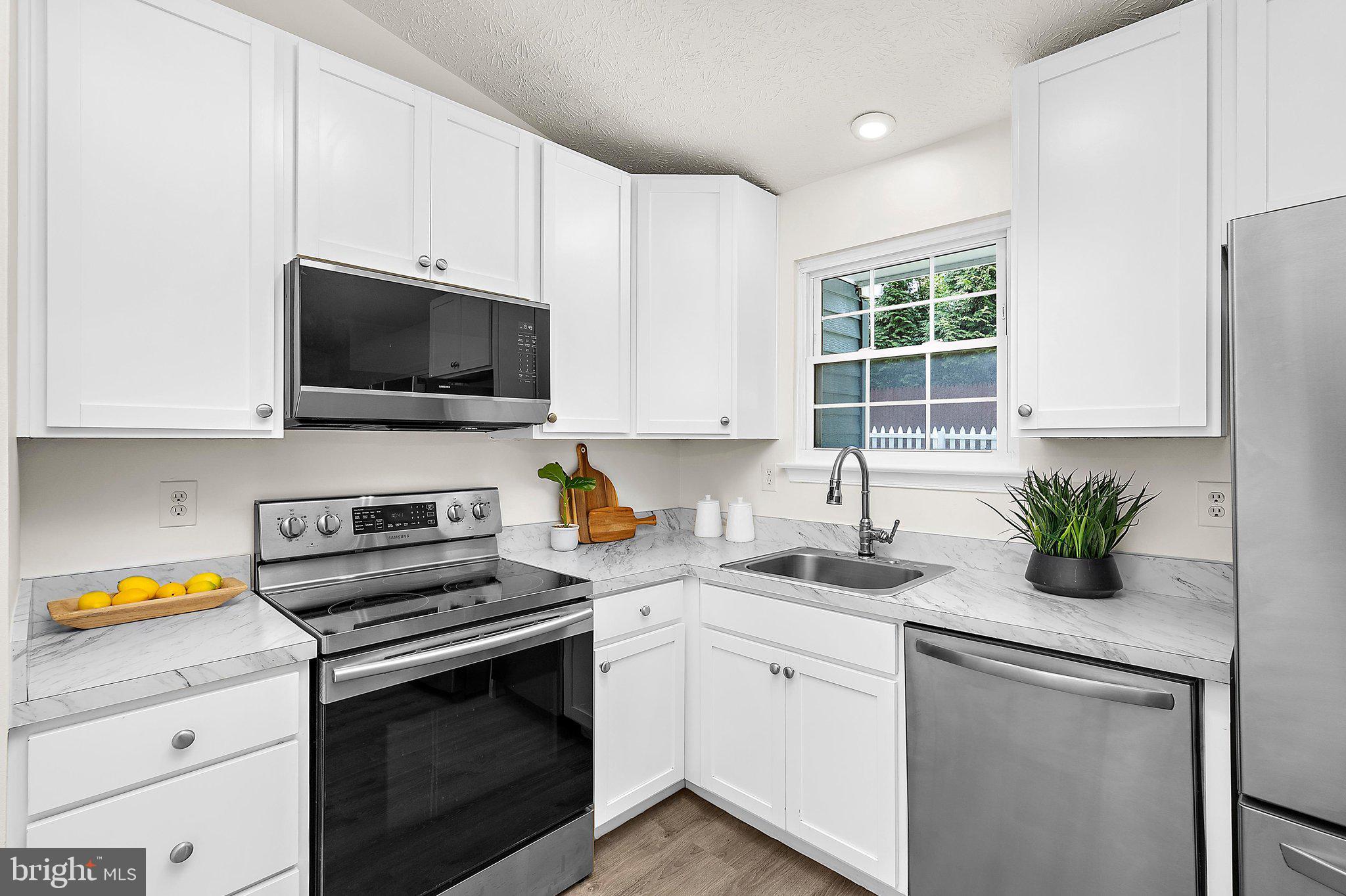WETHERSFIELD - Residential