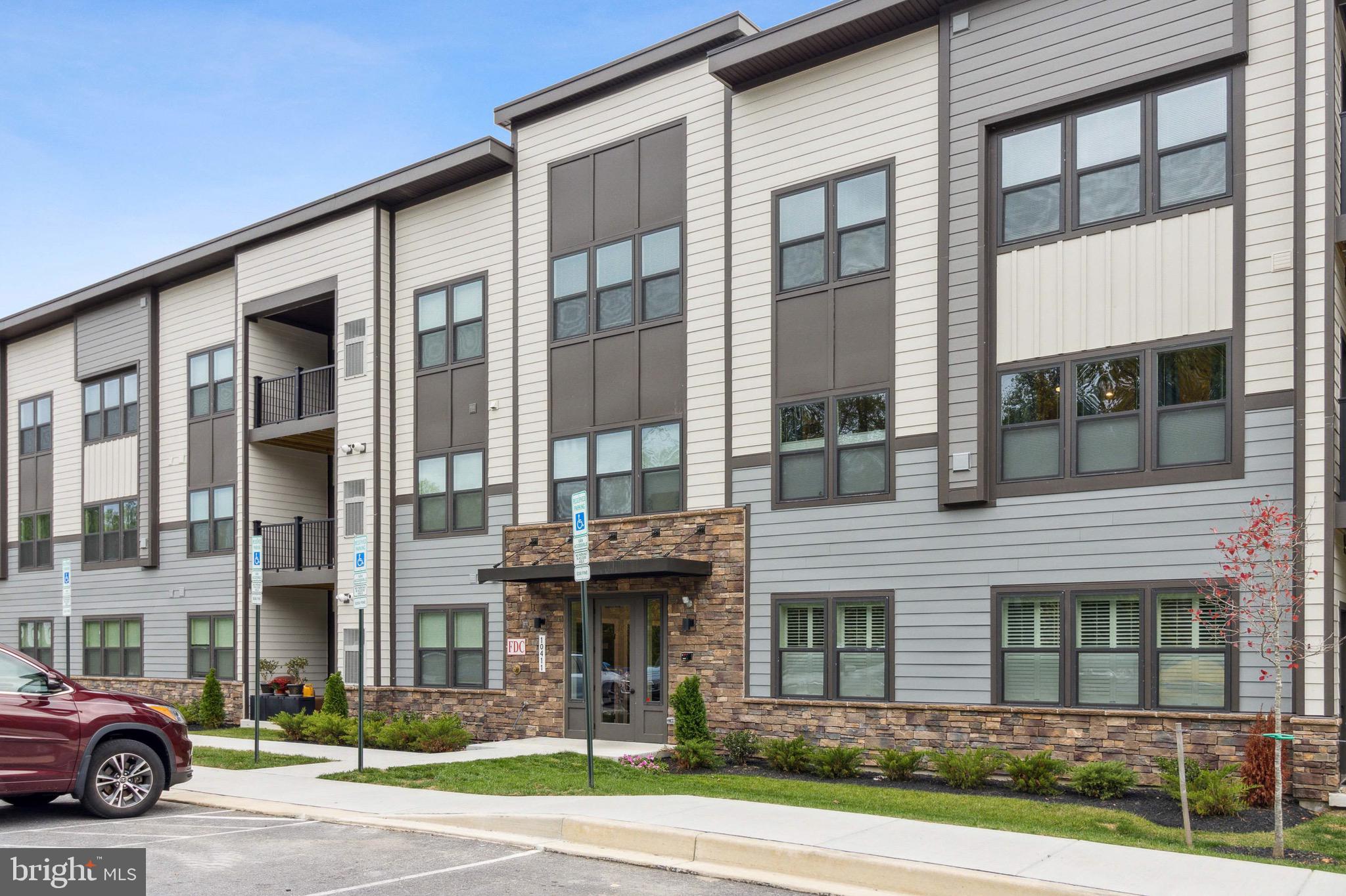 Introducing the luxurious Saphire Model in Ravenwood of Turf Valley!
Step into a world of refined elegance and modern comfort with this exquisite 2-bedroom, 2-bathroom with a den condo in the prestigious Ravenwood of Turf Valley. Newly built in 2023, this top floor residence offers not only a quiet and peaceful environment, but an array of upscale features and a prime location in one of the area's most sought-after communities.
Upon entering, you'll be captivated by the stunning luxury vinyl plank flooring that graces the entire main level, guiding you seamlessly into the heart of the home: the gourmet kitchen. This culinary masterpiece boasts a plethora of attractive features, including: elegant white cabinets with ample storage space for all your needs, beautiful quartz countertops that combine style and functionality, a generously sized island with a breakfast bar, perfect for casual dining, high-end stainless steel appliances, ideal for creating your favorite culinary delights, an open layout that allows you to interact with guests in the living room and dining area.
The dining area is spacious, with plenty of room for a large dining table and convenient access to a private balcony. Whether you're sipping your morning coffee or unwinding after a long day, this outdoor space offers the perfect retreat.
The living area provides ample room for relaxation and entertainment, making it a versatile space for various activities.
The primary bedroom is a true sanctuary with plush carpeting and an attached bathroom that defines luxury living. This ensuite features dual vanities for added convenience, beautiful tile flooring, a massive shower that exudes opulence.
The second bedroom is equally spacious, offering enough space to accommodate a desk or sitting area. The second full bathroom is equally impressive with its attractive tile flooring and a tub shower combination.
An added bonus of this condo is the den, a versatile space that can be customized to suit your needs, whether it's an additional bedroom, a cozy sitting area, or a home office, just to name a few ideas.
Location is key, and this community offers an array of advantages:
Easy access to recreational activities, including world-class golf just steps from your front door, with 36 holes on newly renovated courses.
A wealth of shopping options and signature restaurants just a stone's throw away.
Convenient access to major transportation routes such as BWI, I-70, and Route 29, simplifying your commute.
All of this is set within the award-winning Howard County Public School System, adding to the appeal of this exceptional property.
Don't miss this extraordinary opportunity to make this beautiful condo your own. Schedule a showing today and experience the epitome of luxury living in Ravenwood of Turf Valley.