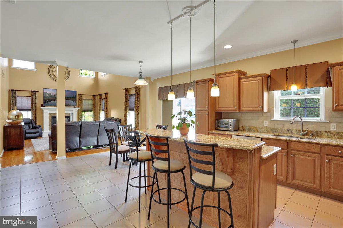 MEADOWBROOK - Residential