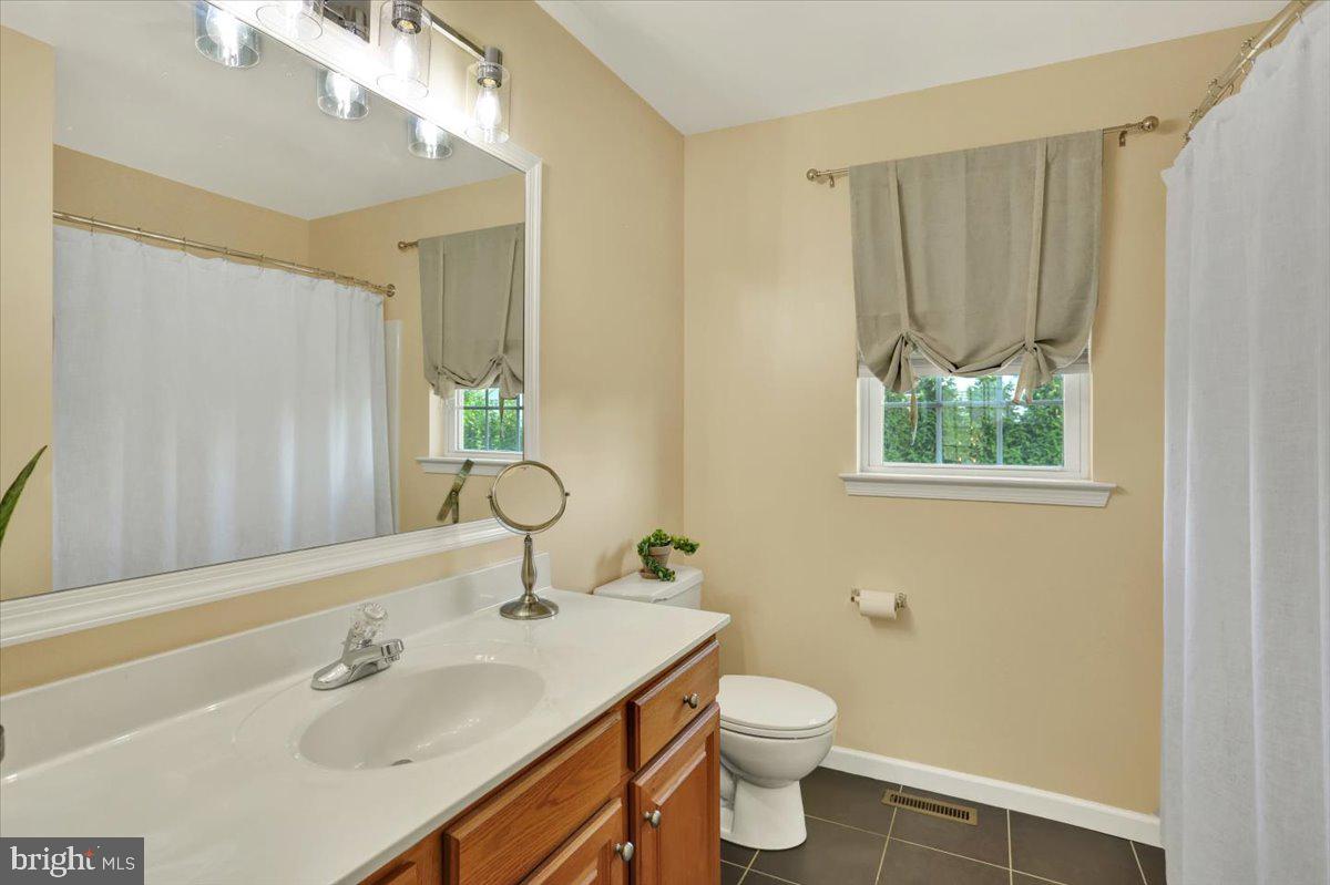 MEADOWBROOK - Residential