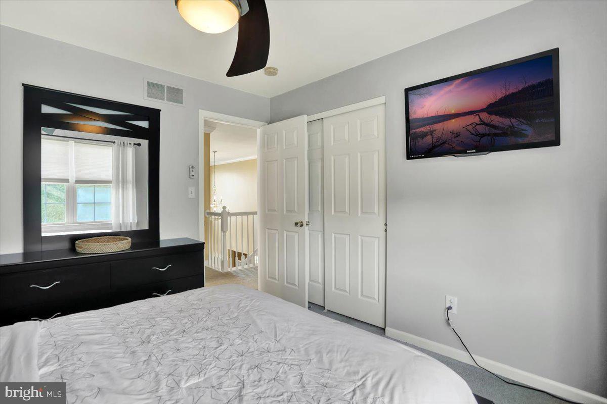 MEADOWBROOK - Residential