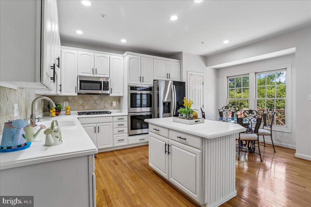 PINEY GLEN VILLAGE - Residential