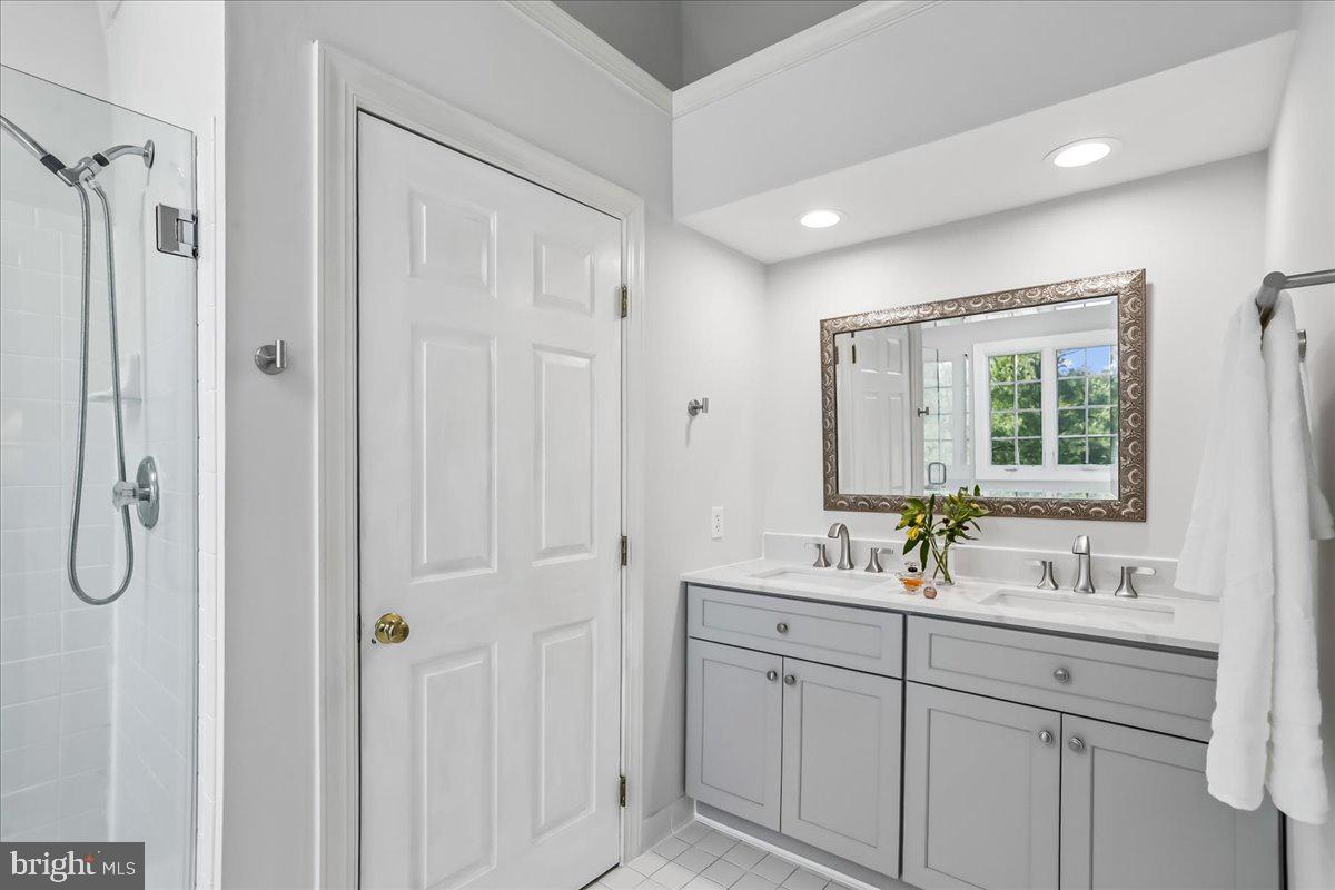 PINEY GLEN VILLAGE - Residential