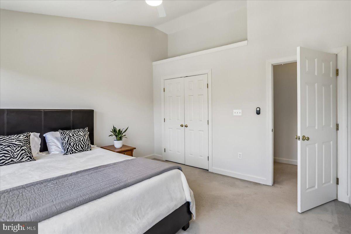 PINEY GLEN VILLAGE - Residential