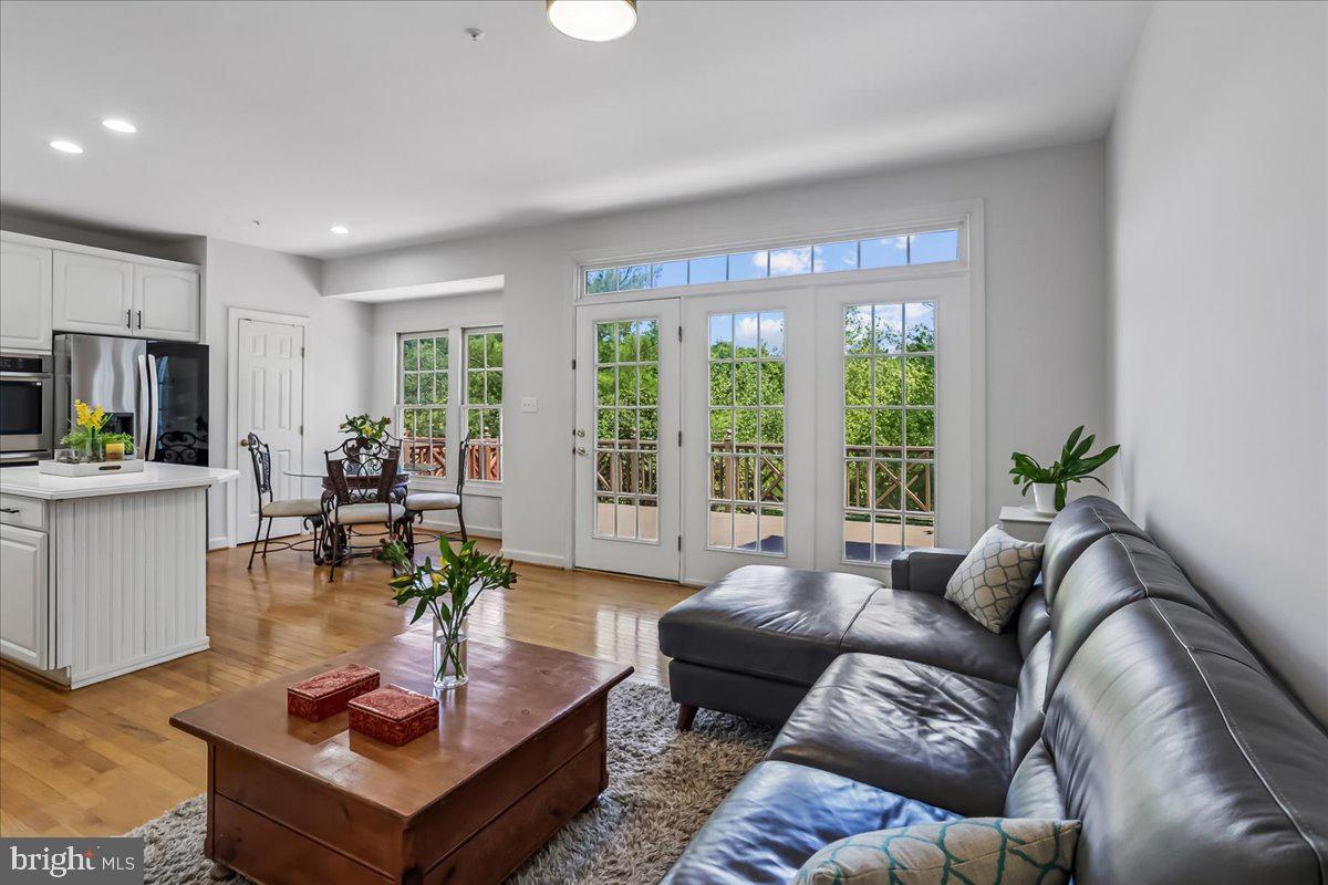 PINEY GLEN VILLAGE - Residential