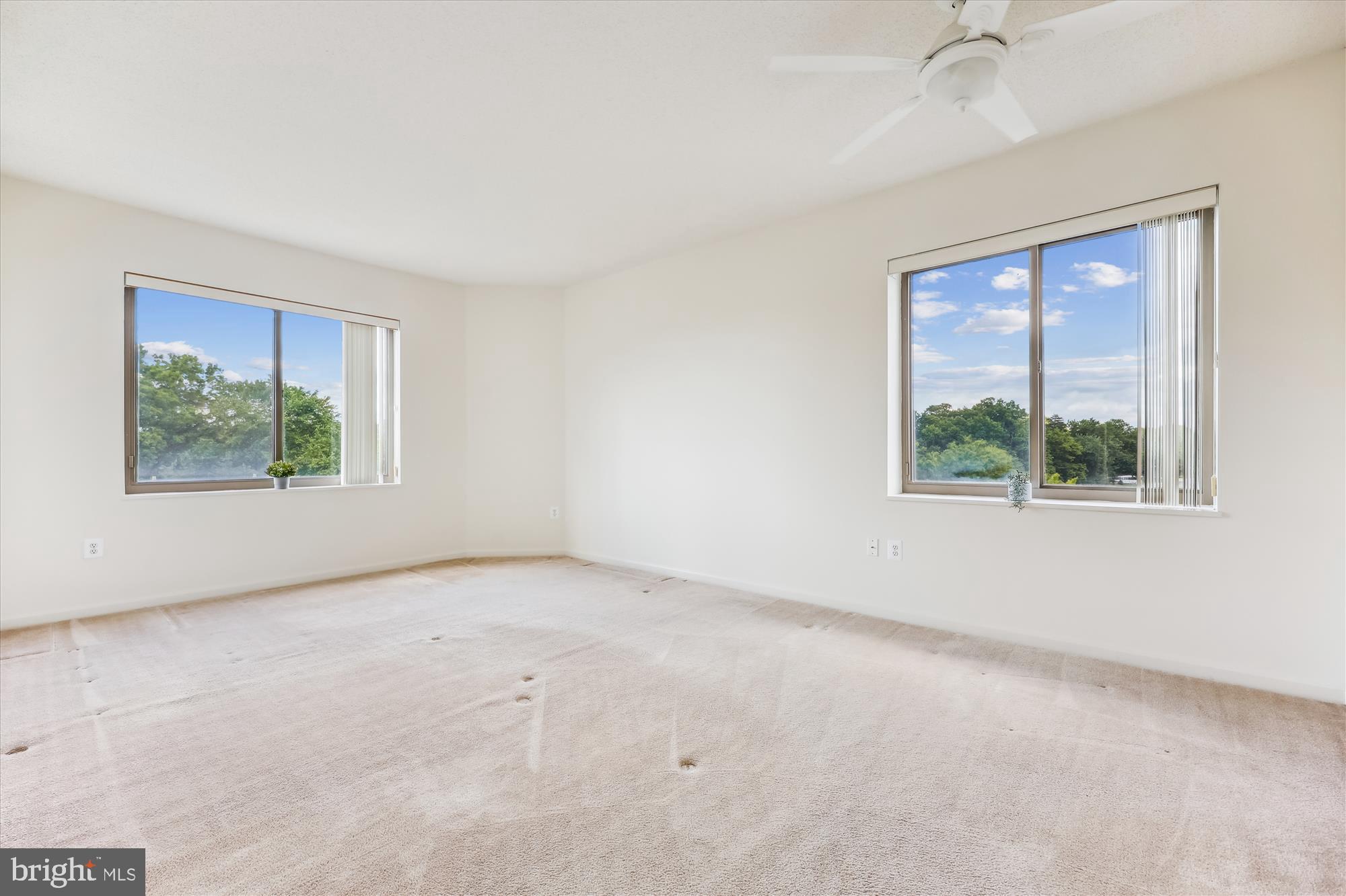 OVERLOOK AT LEISURE WORLD - Residential