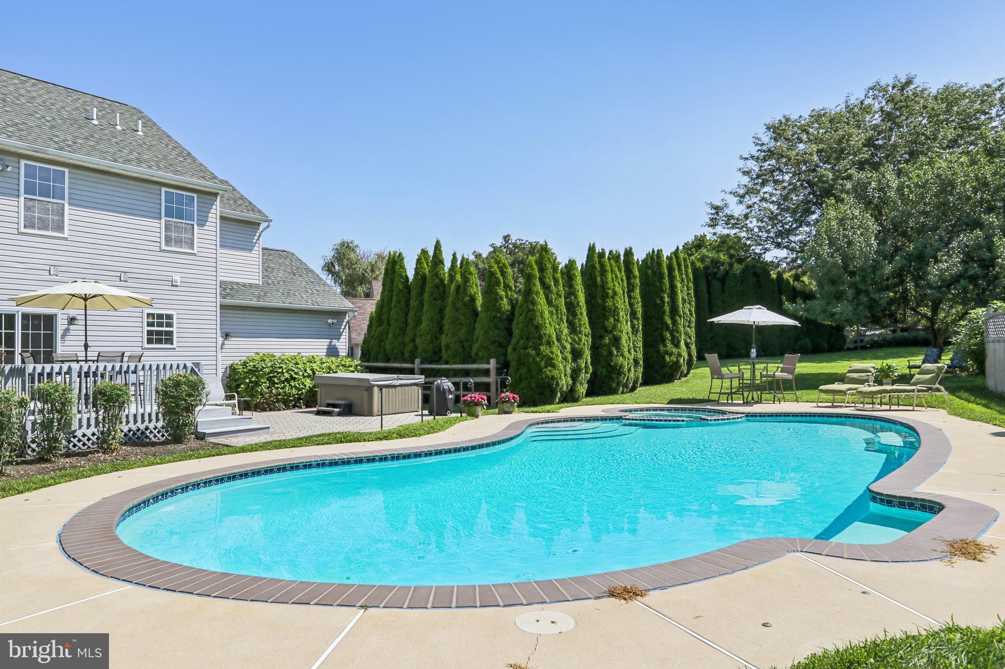 KENT FARM - Residential