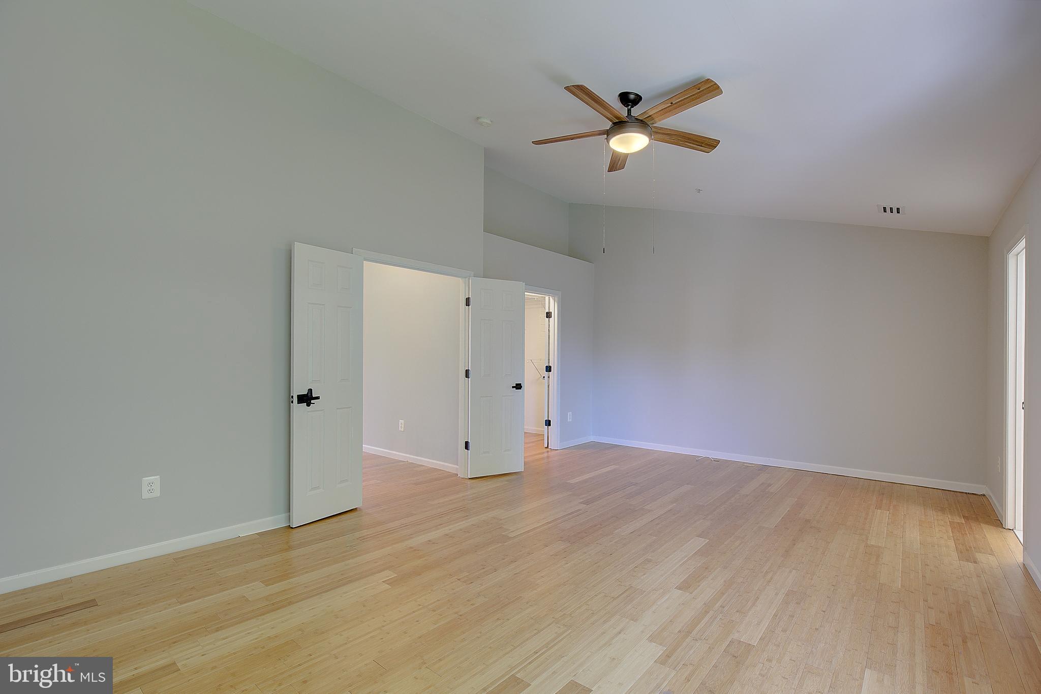 RIVER OAKS - Residential