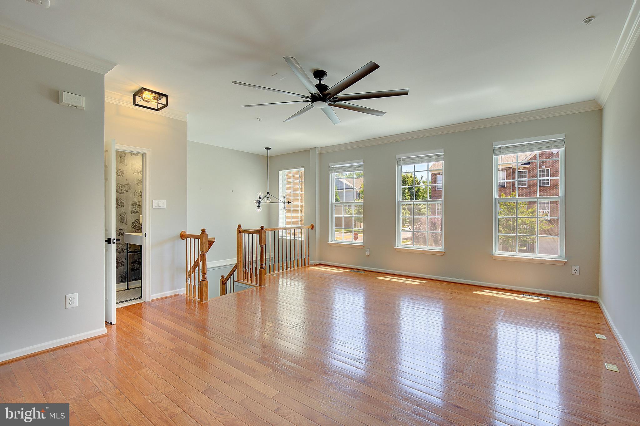 RIVER OAKS - Residential
