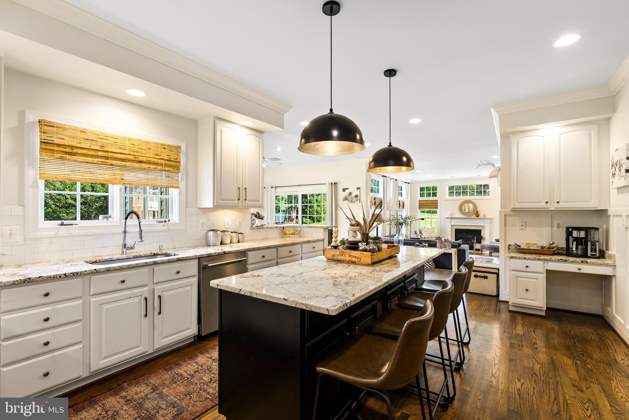 CHESTNUT WOODS - Residential
