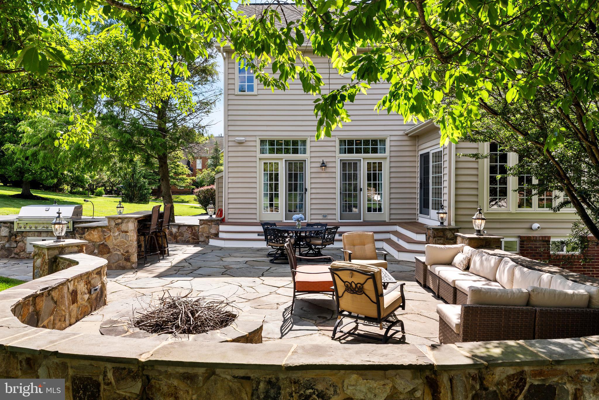 CHESTNUT WOODS - Residential
