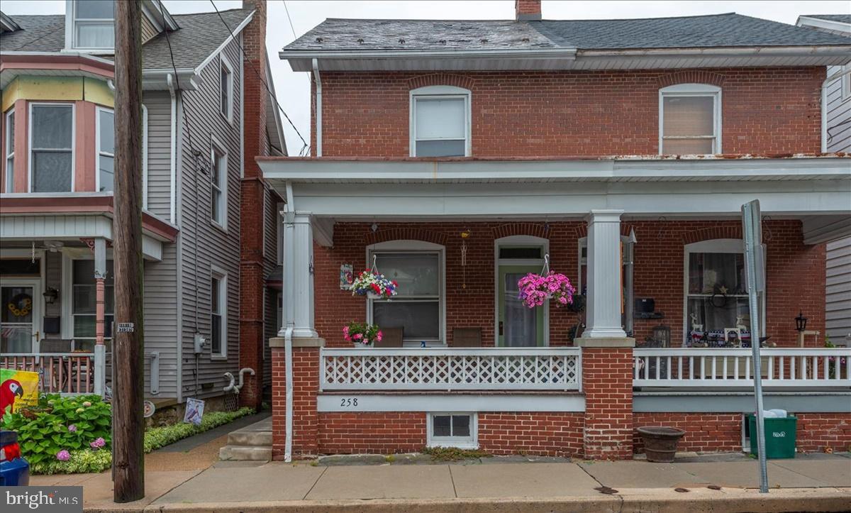 Downtown Ephrata, nicely updated semi-detached brick home with a detached garage.  New furnace, and completely renovated in 2014 restoring the original charm with wood floors, columns and woodwork, all new appliances, air conditioning and water heater. Third Level is also finished and may be used as an additional room.