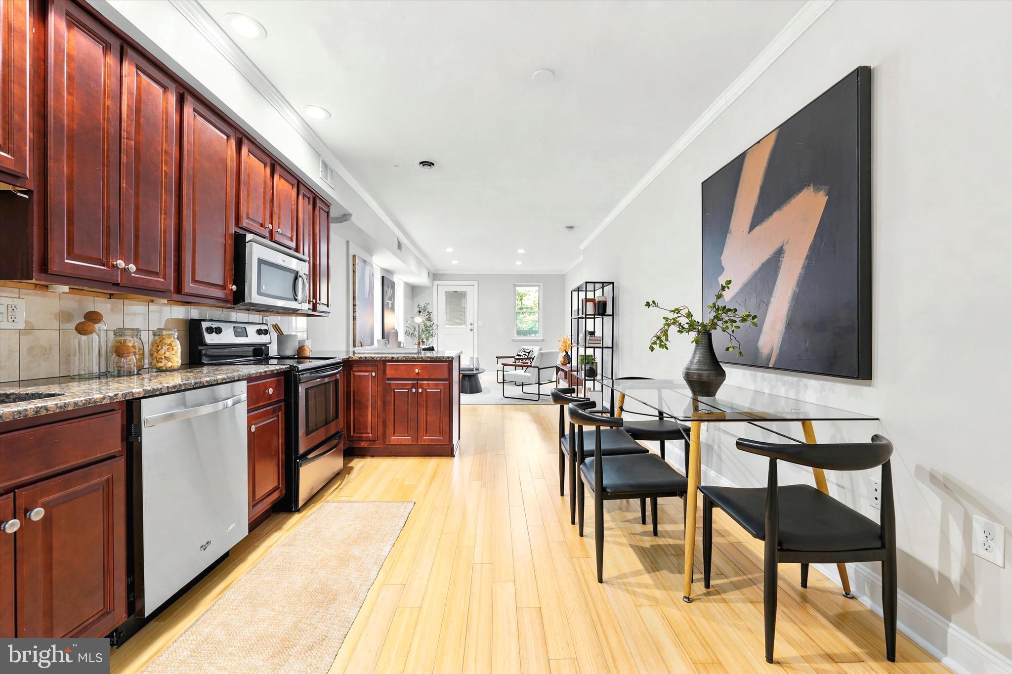 OLDE KENSINGTON - Residential