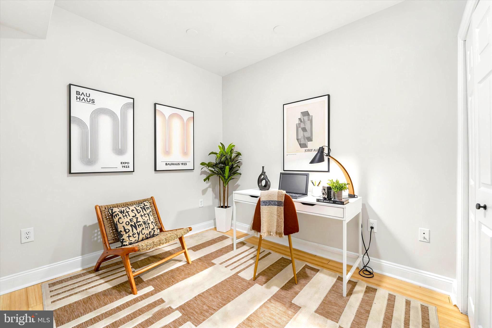 OLDE KENSINGTON - Residential