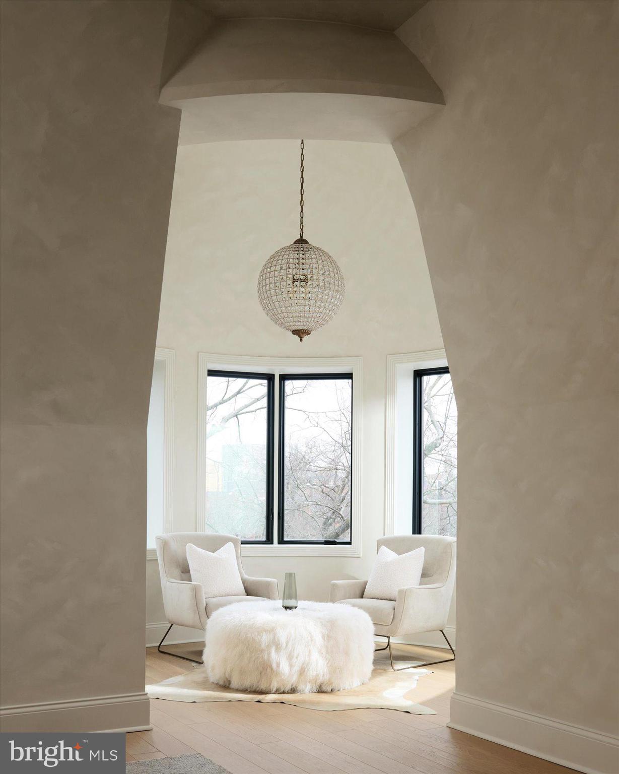LOGAN CIRCLE - Residential