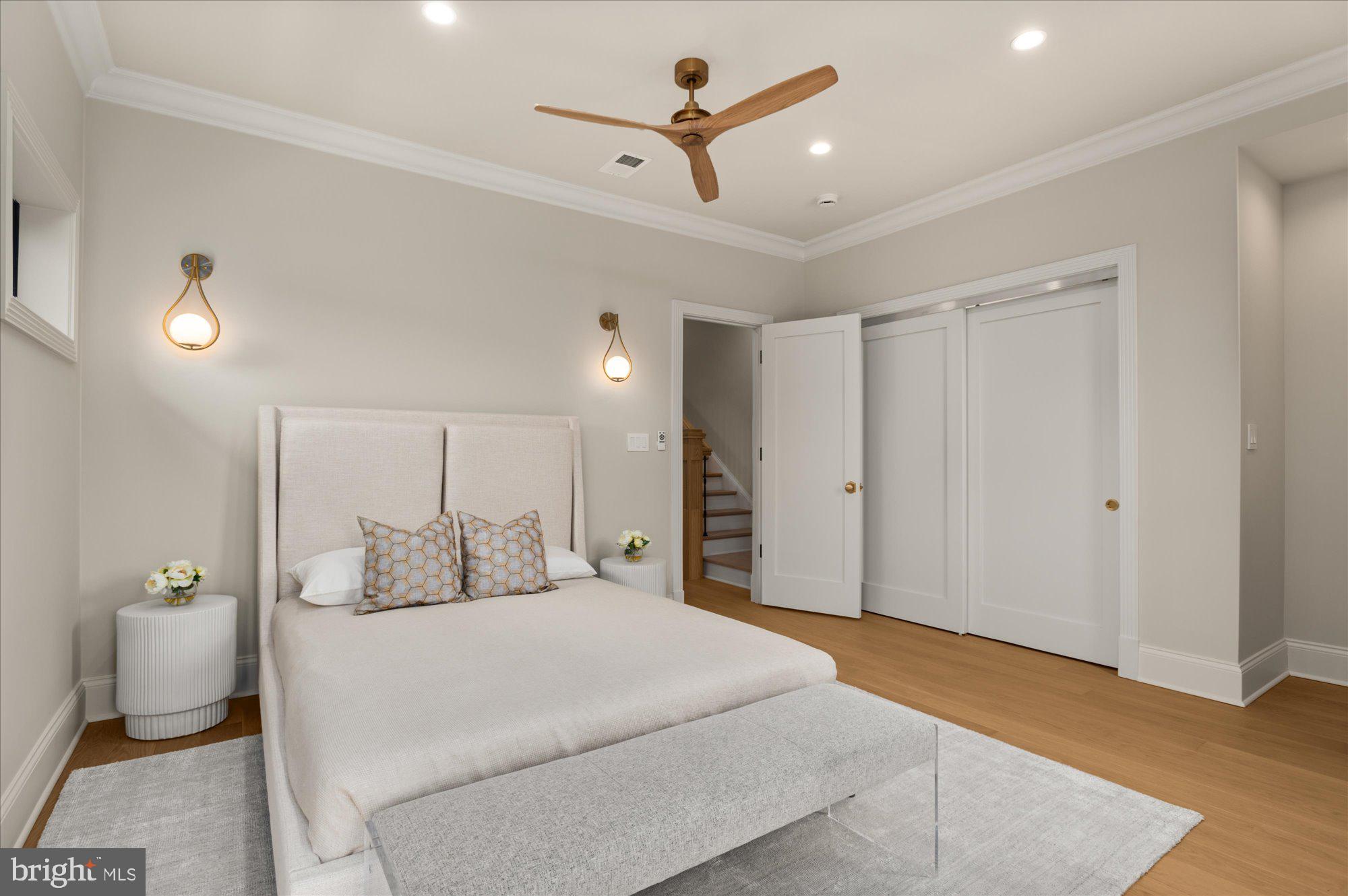 LOGAN CIRCLE - Residential
