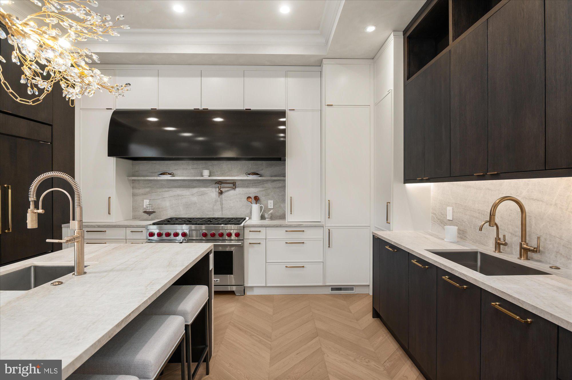 LOGAN CIRCLE - Residential