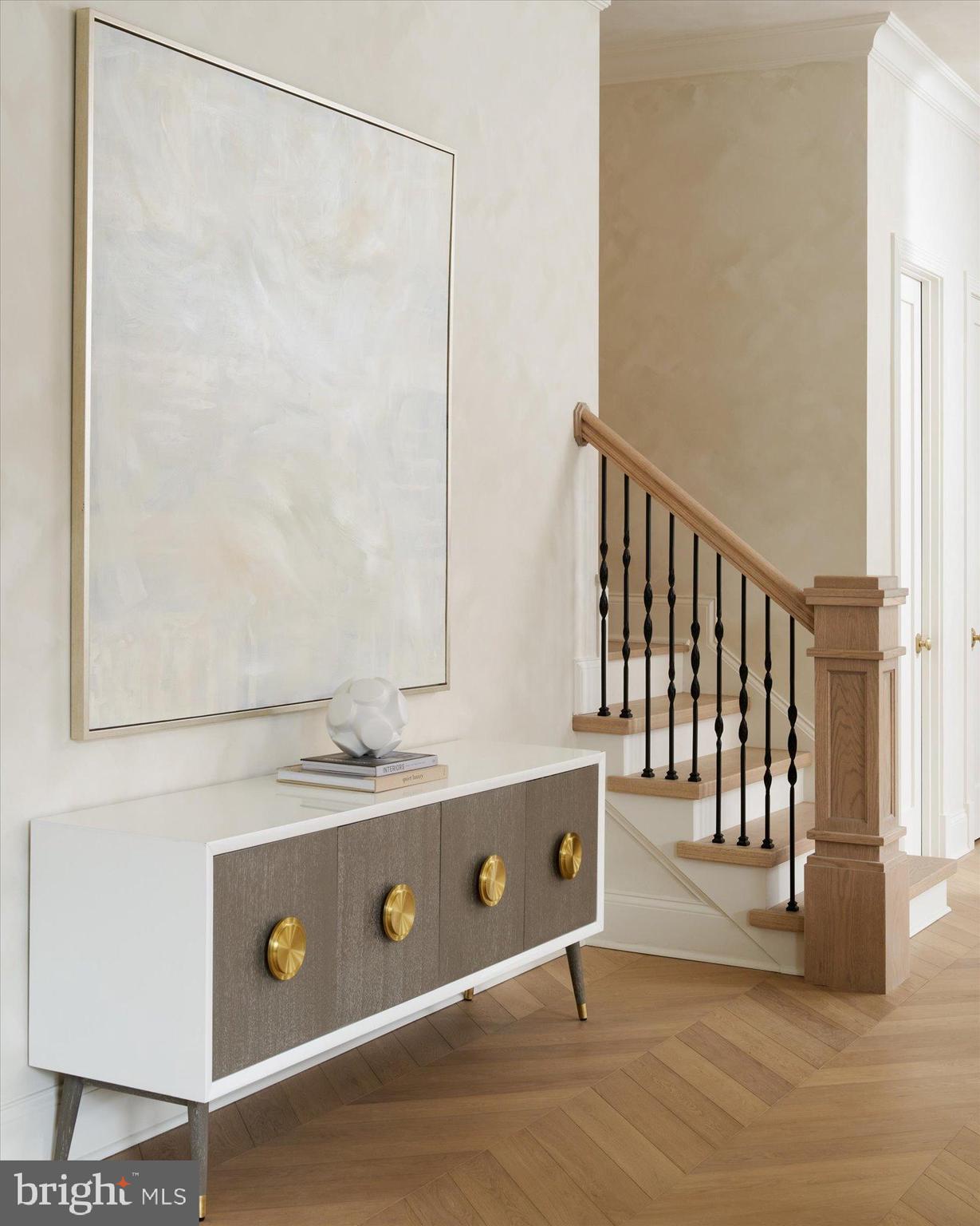 LOGAN CIRCLE - Residential