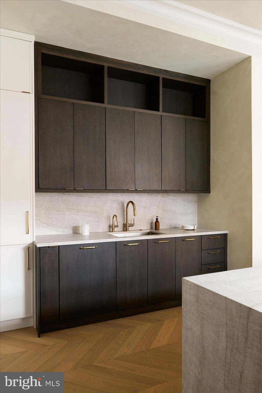 LOGAN CIRCLE - Residential