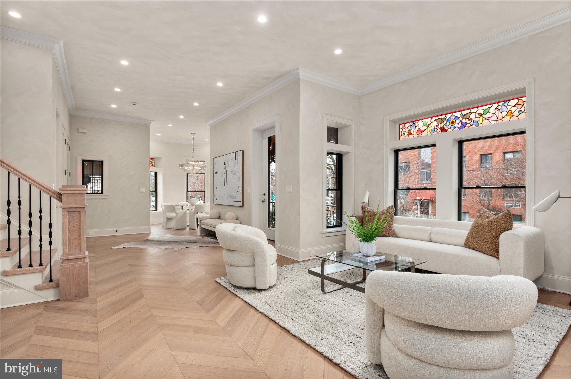 LOGAN CIRCLE - Residential