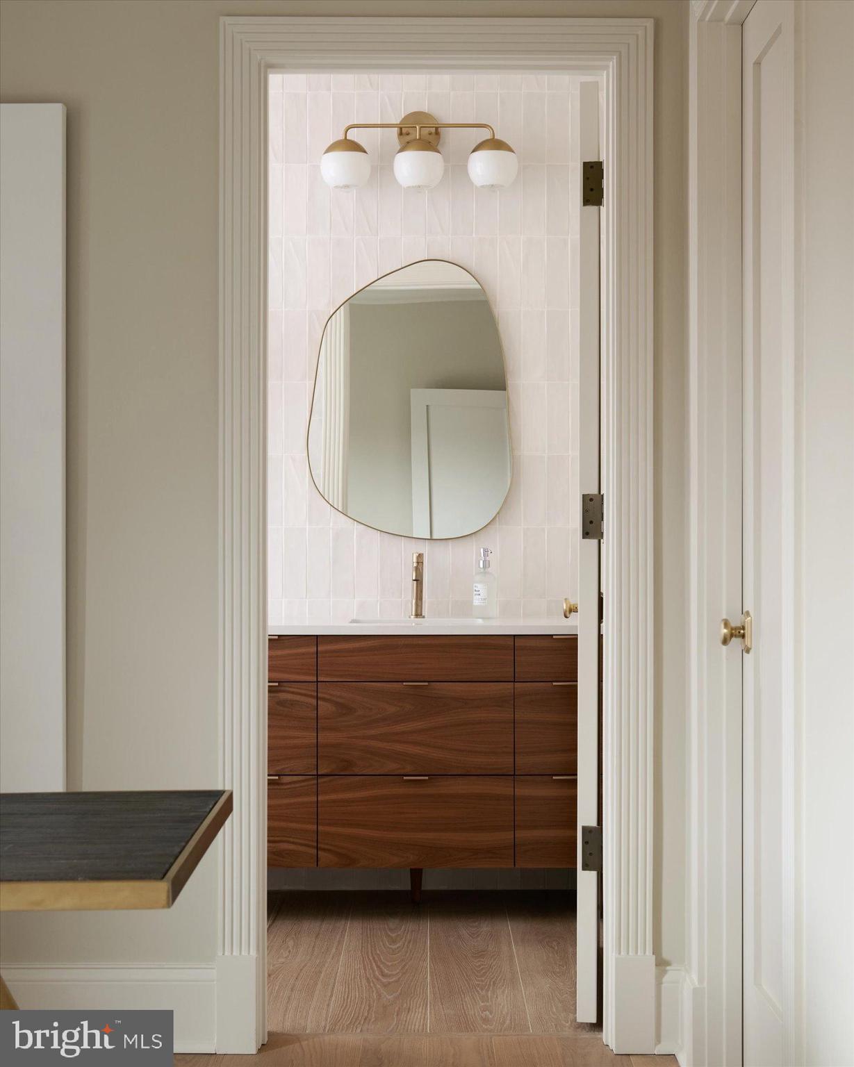 LOGAN CIRCLE - Residential