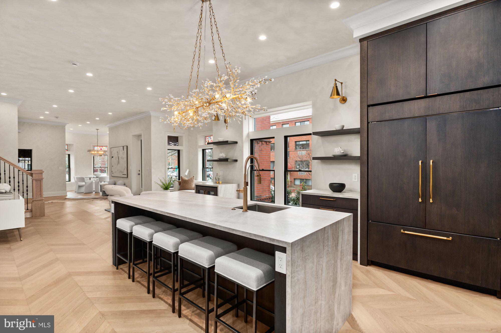 LOGAN CIRCLE - Residential