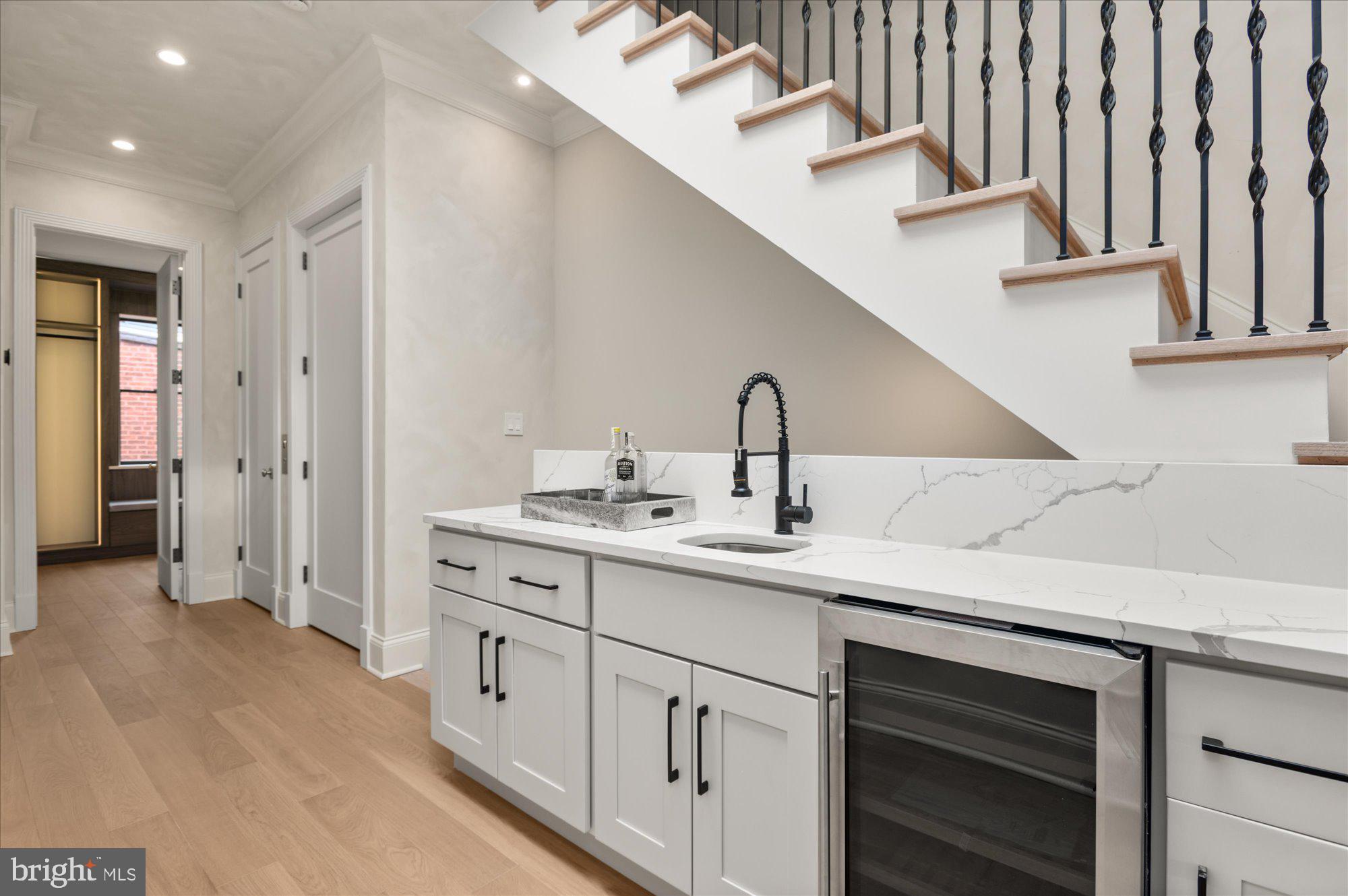 LOGAN CIRCLE - Residential