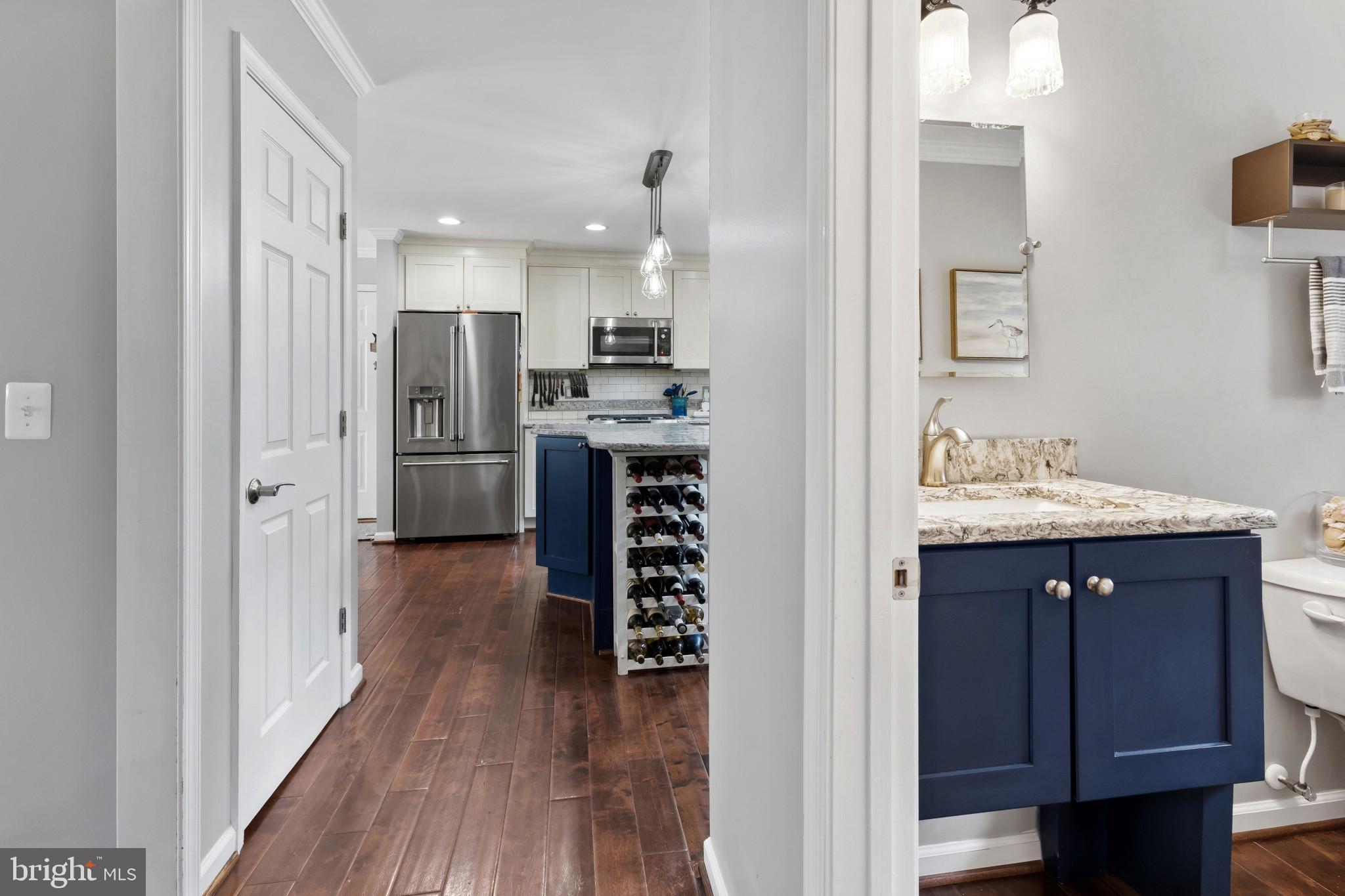 COURTS OF CROFTON - Residential