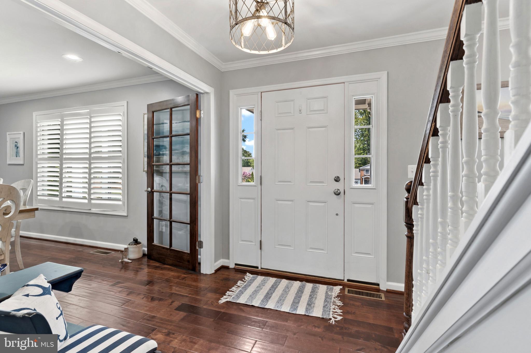 COURTS OF CROFTON - Residential