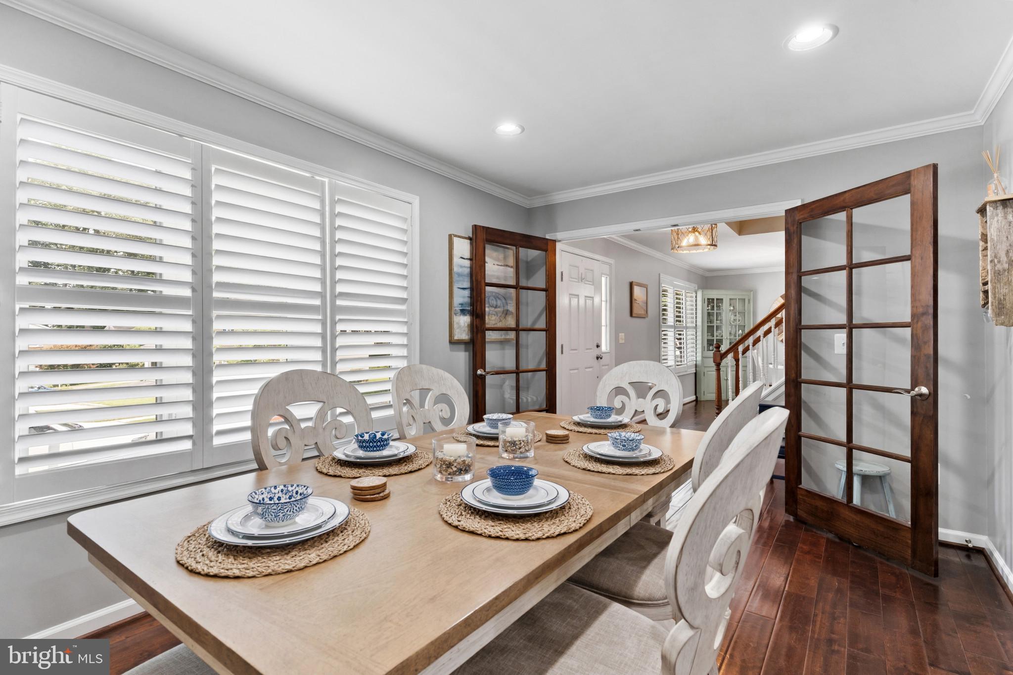 COURTS OF CROFTON - Residential
