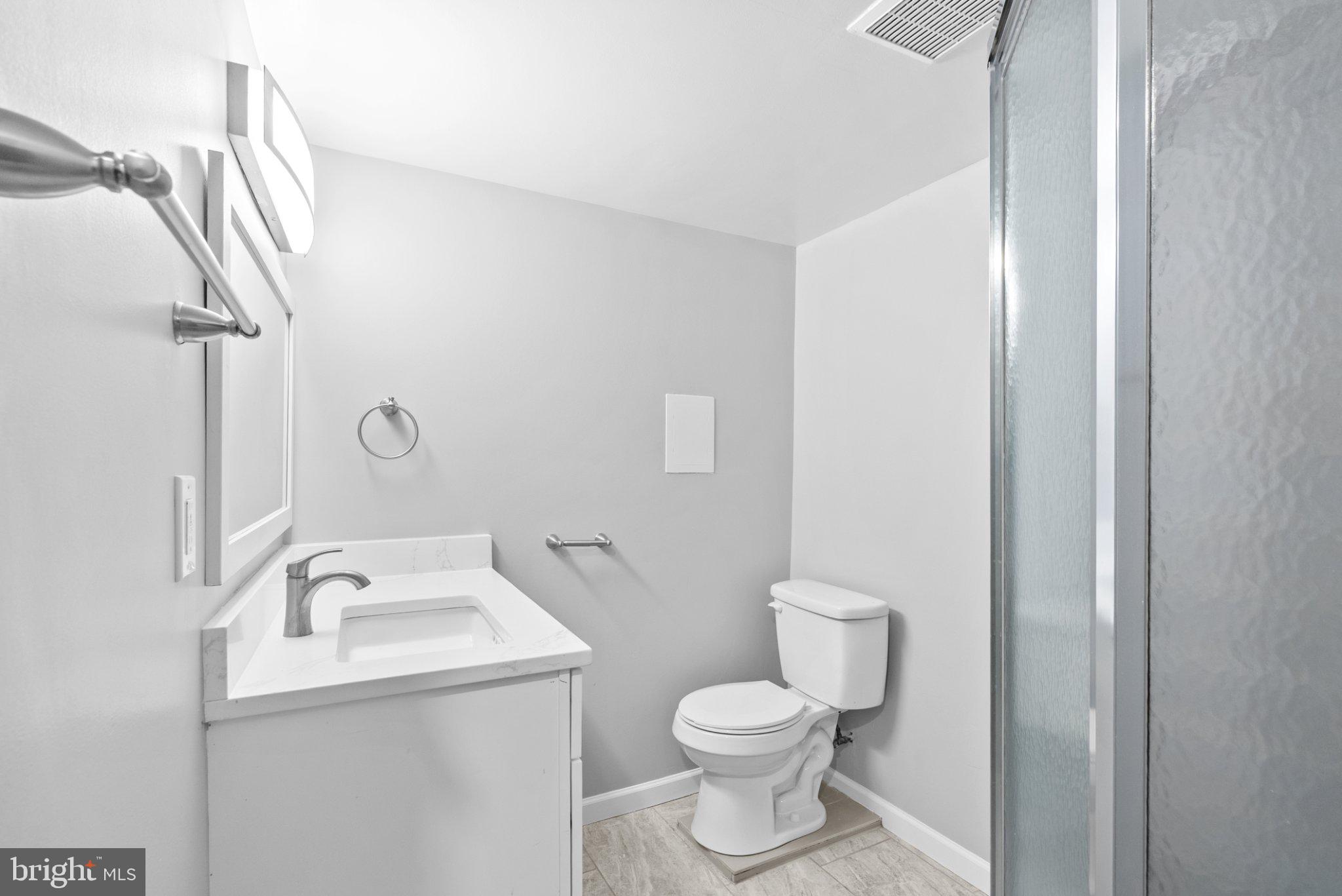 LOUDOUN HILLS - Residential