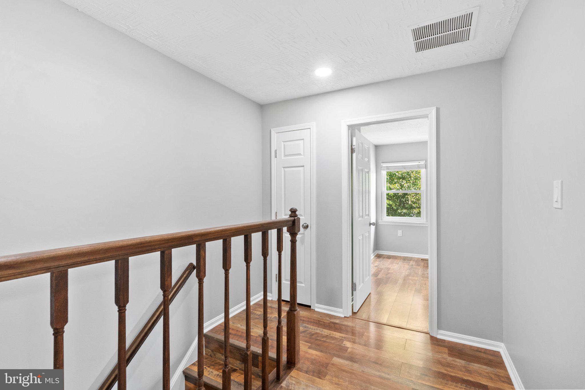 LOUDOUN HILLS - Residential