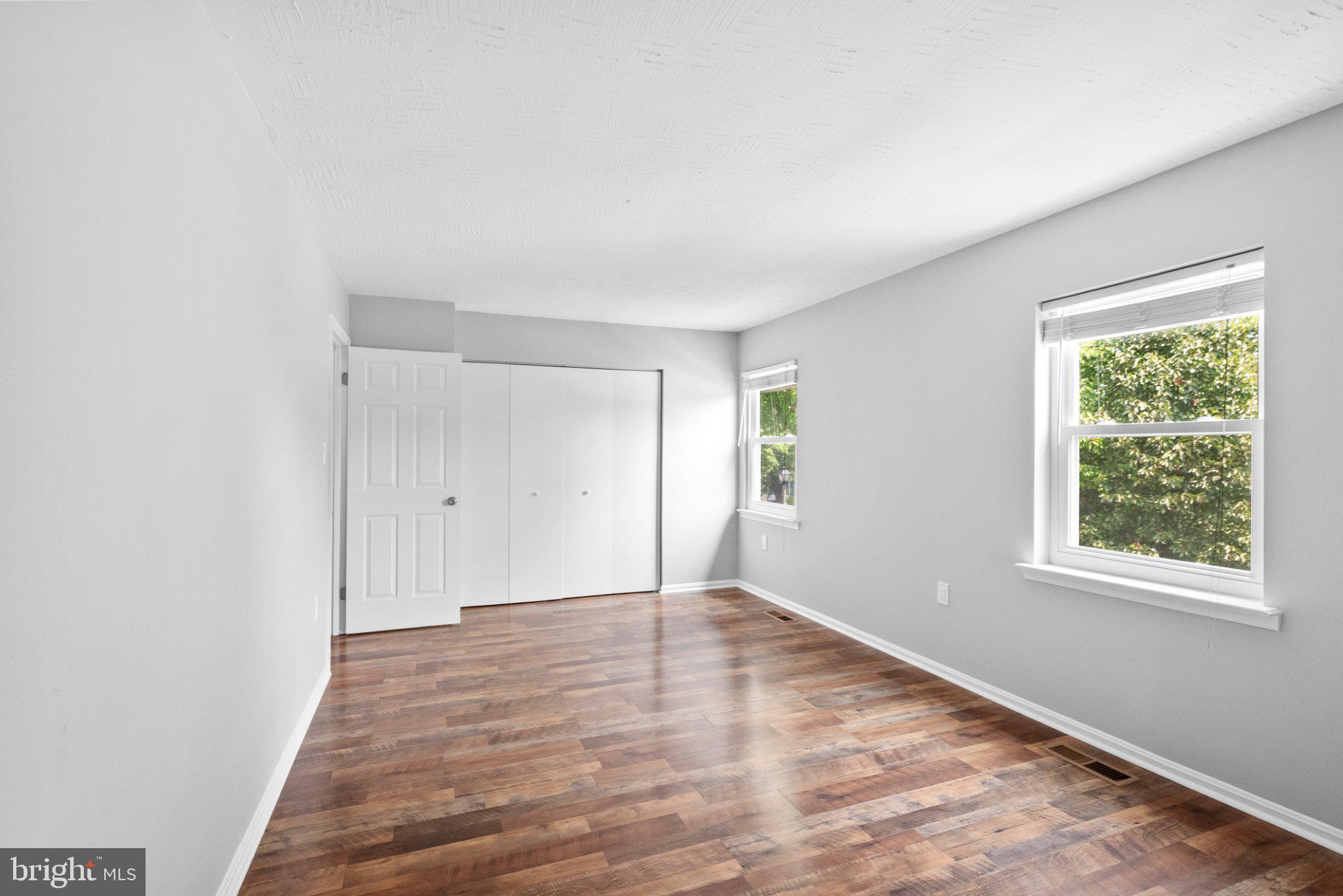 LOUDOUN HILLS - Residential
