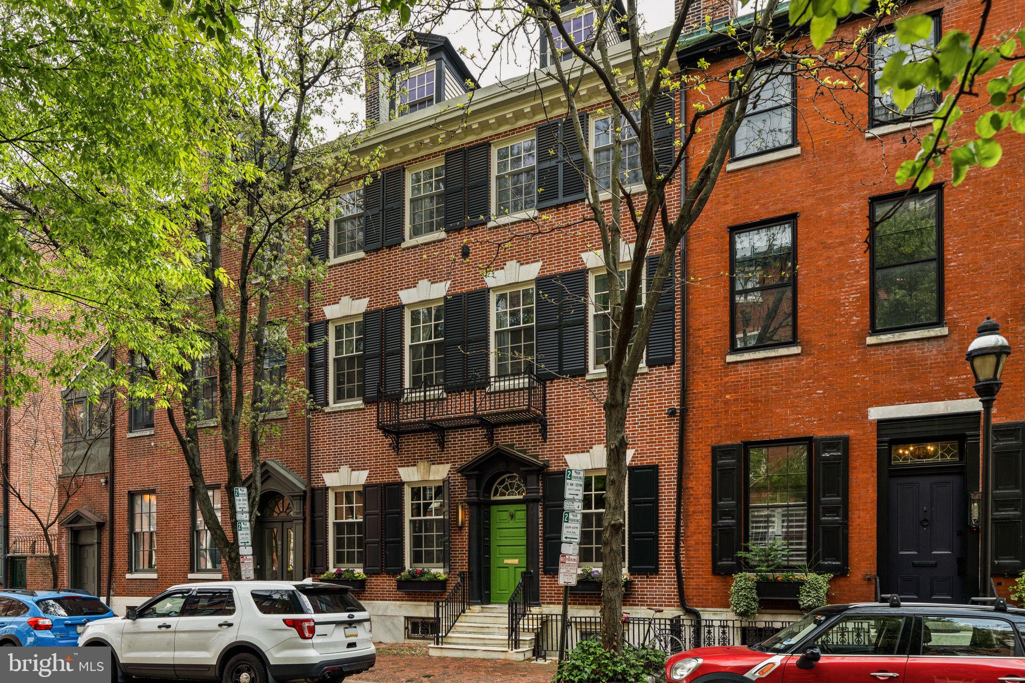 WASHINGTON SQ - Residential